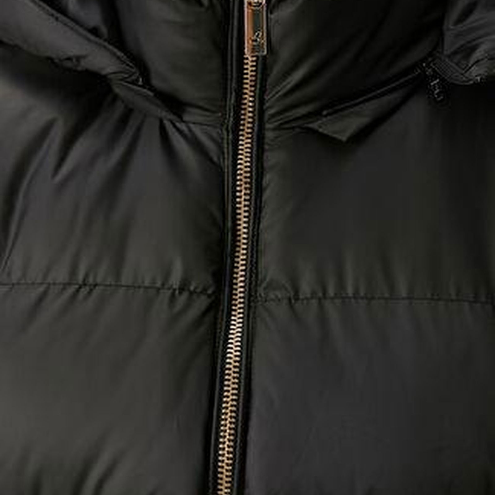 Siyah Kapüşonlu Puffer Yelek