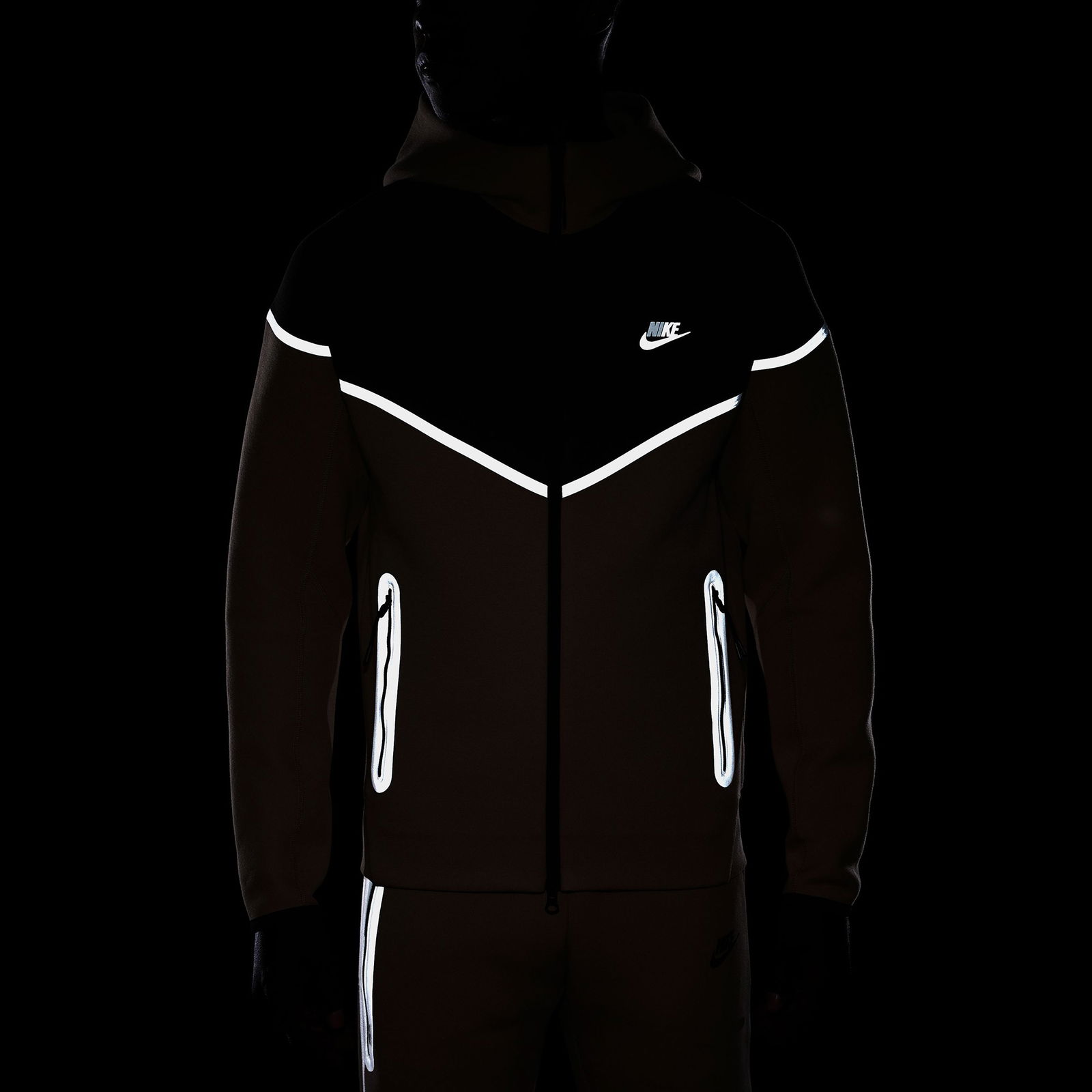 Nike Tech Windrunner Erkek Bej Ceket