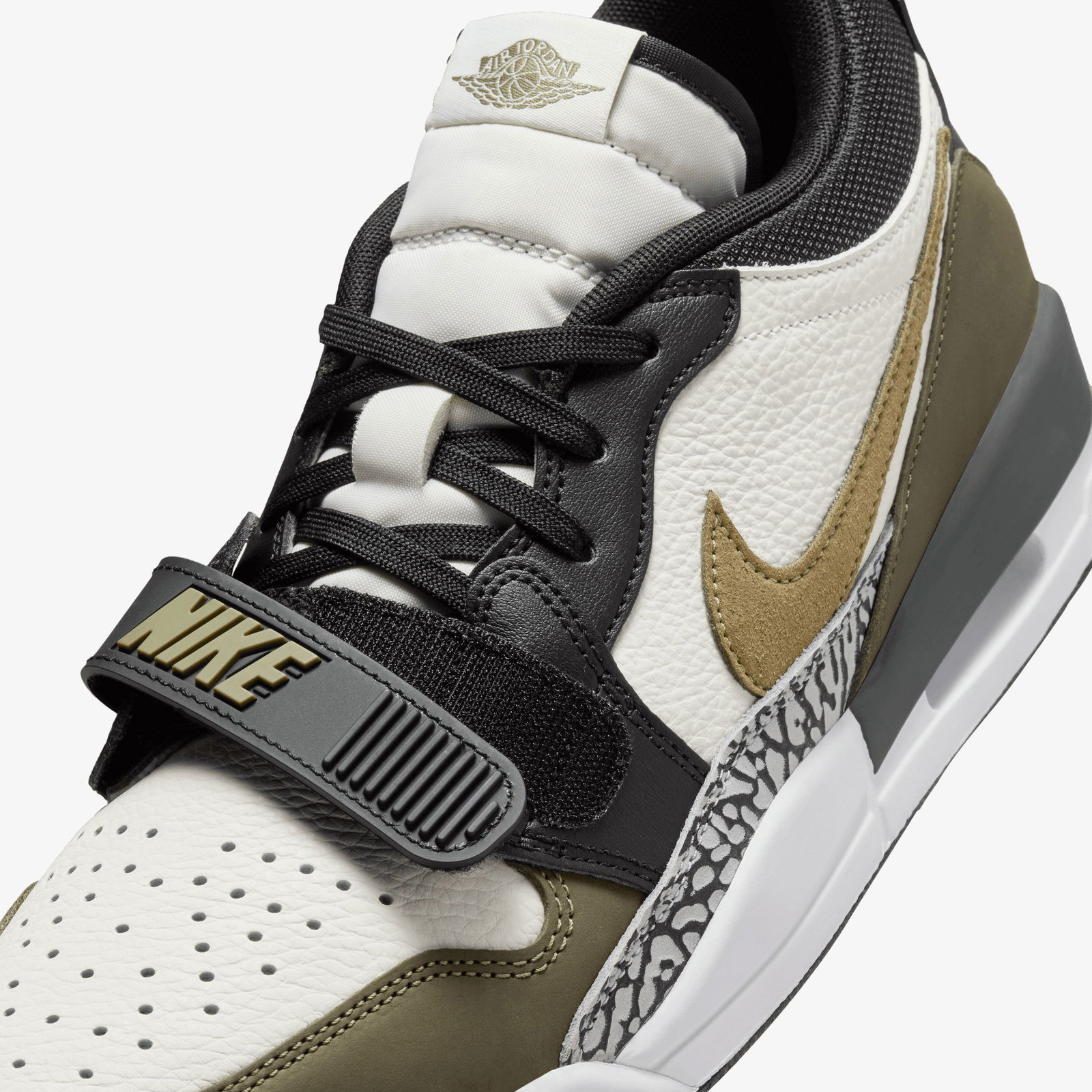 Jordan Air Legacy 312 Low Erkek Beyaz/Haki Spor Ayakkabı
