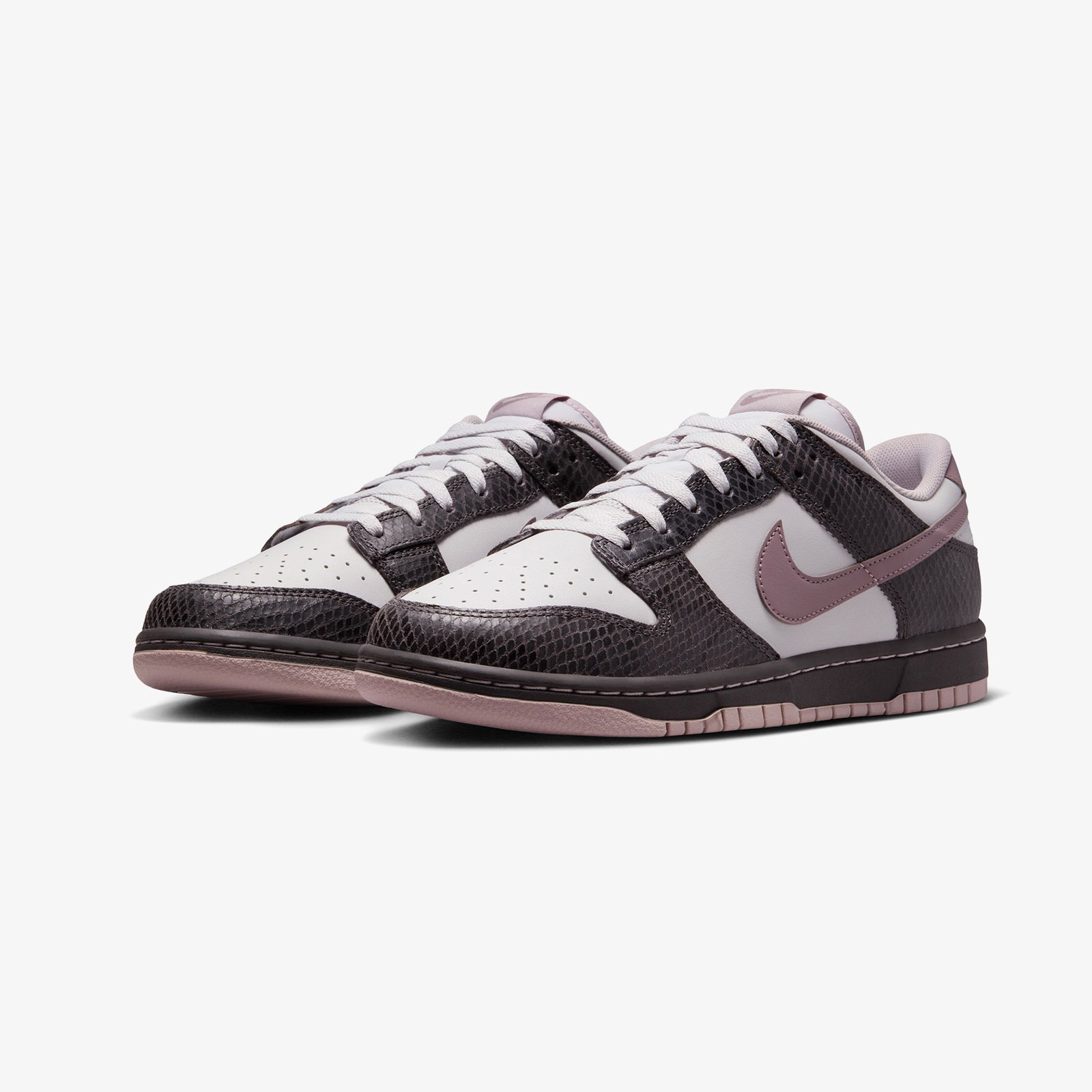 Nike Dunk Low SE Erkek Kahverengi Spor Ayakkabı