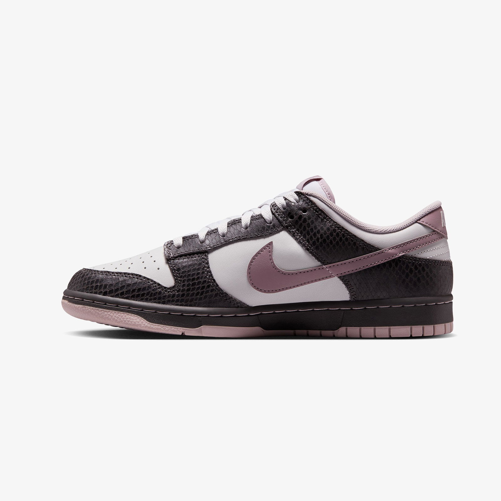 Nike Dunk Low SE Erkek Kahverengi Spor Ayakkabı