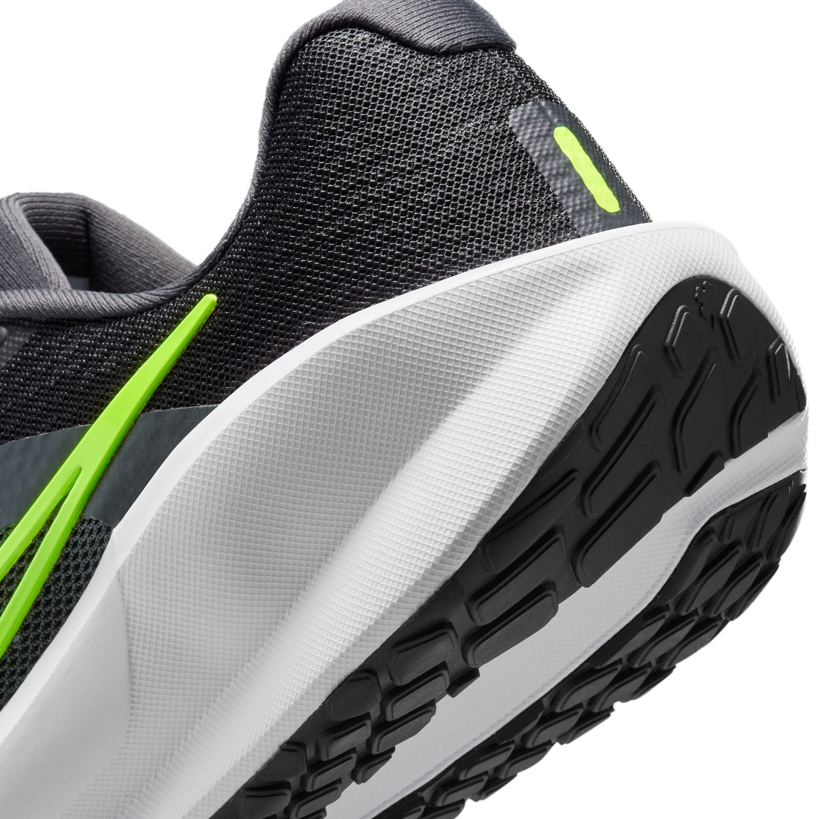 Nike Downshifter 13 Erkek Siyah Koşu Ayakkabısı
