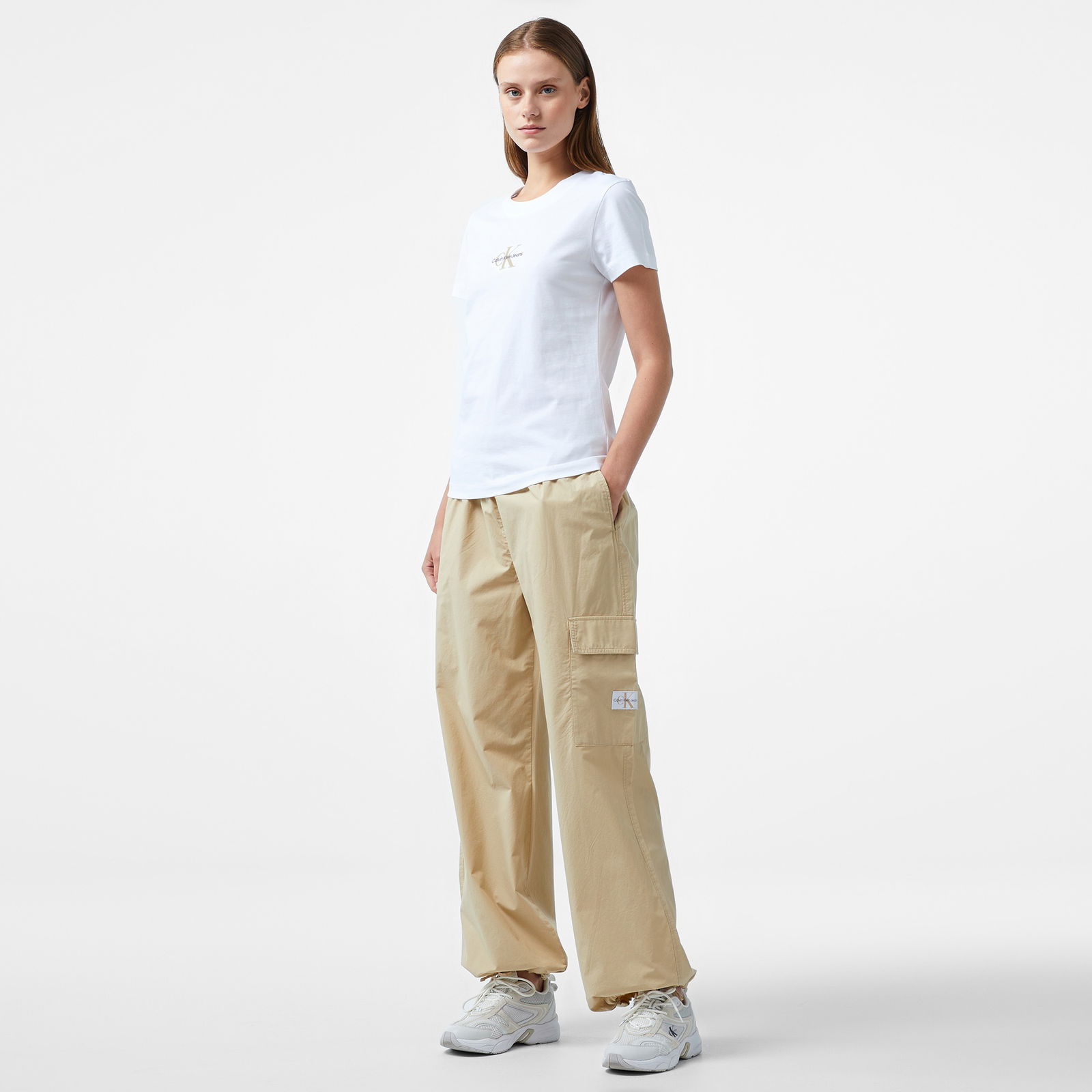 Calvin Klein Jeans Monologo Slim Kadın Beyaz T-Shirt