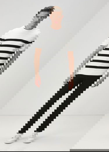  Beymen Club Erkek Siyah Beyaz Çizgi Dokulu Kısa Kollu Kazak