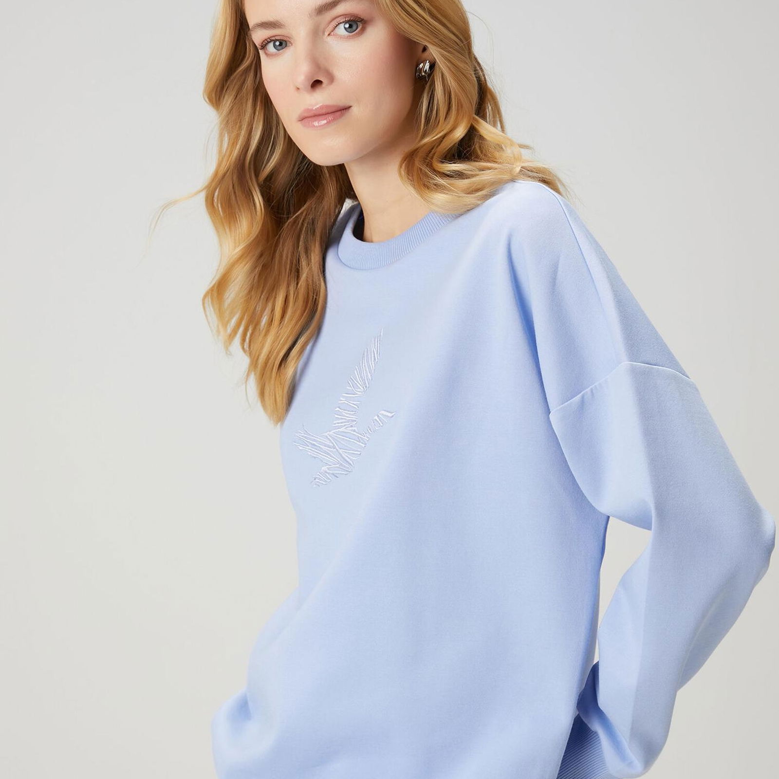 Beymen Club Kadin Oversize Mavi Logo Nakışlı Sweatshirt