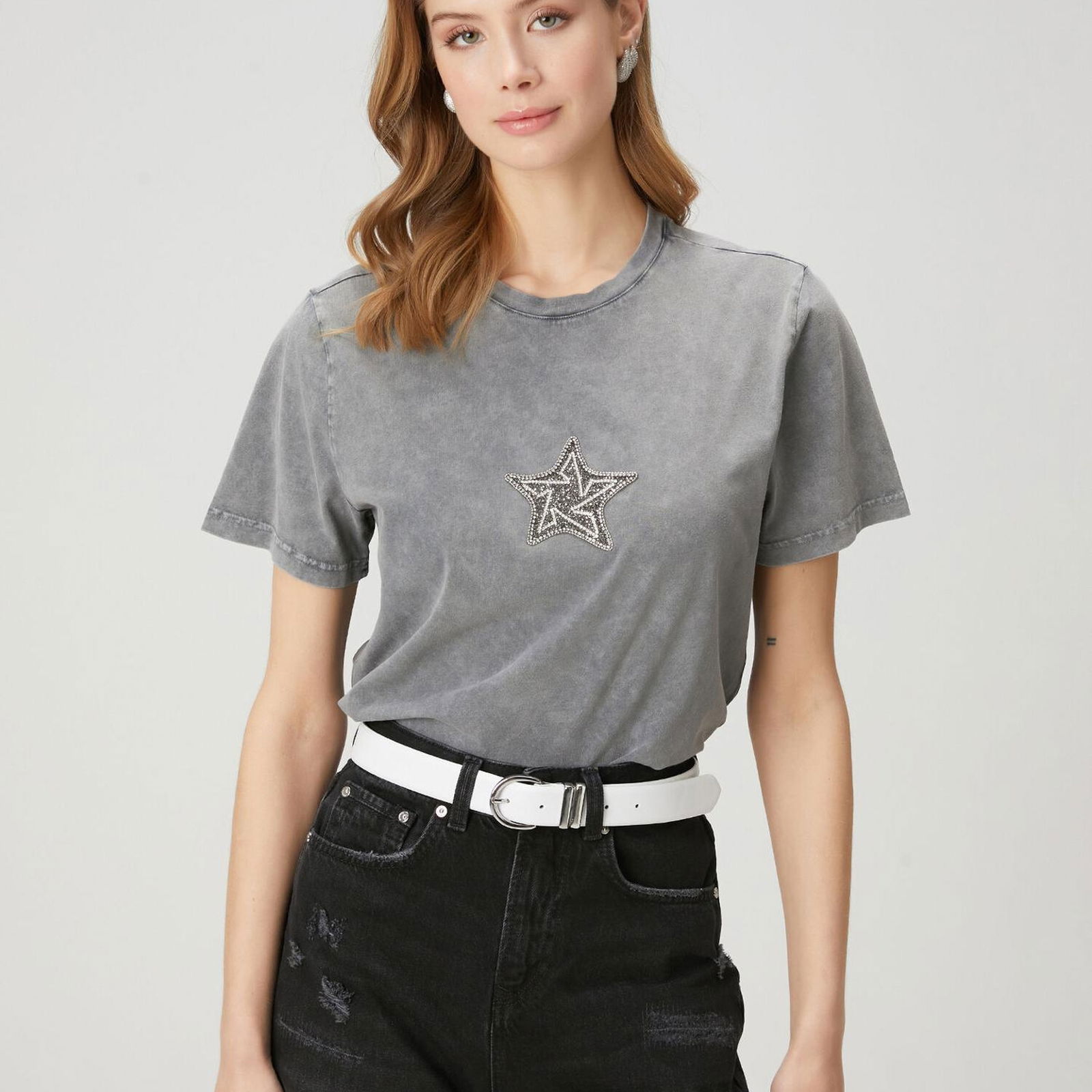Beymen Club Kadin Açık Gri Taşlı Yıldız İşlemeli T-shirt