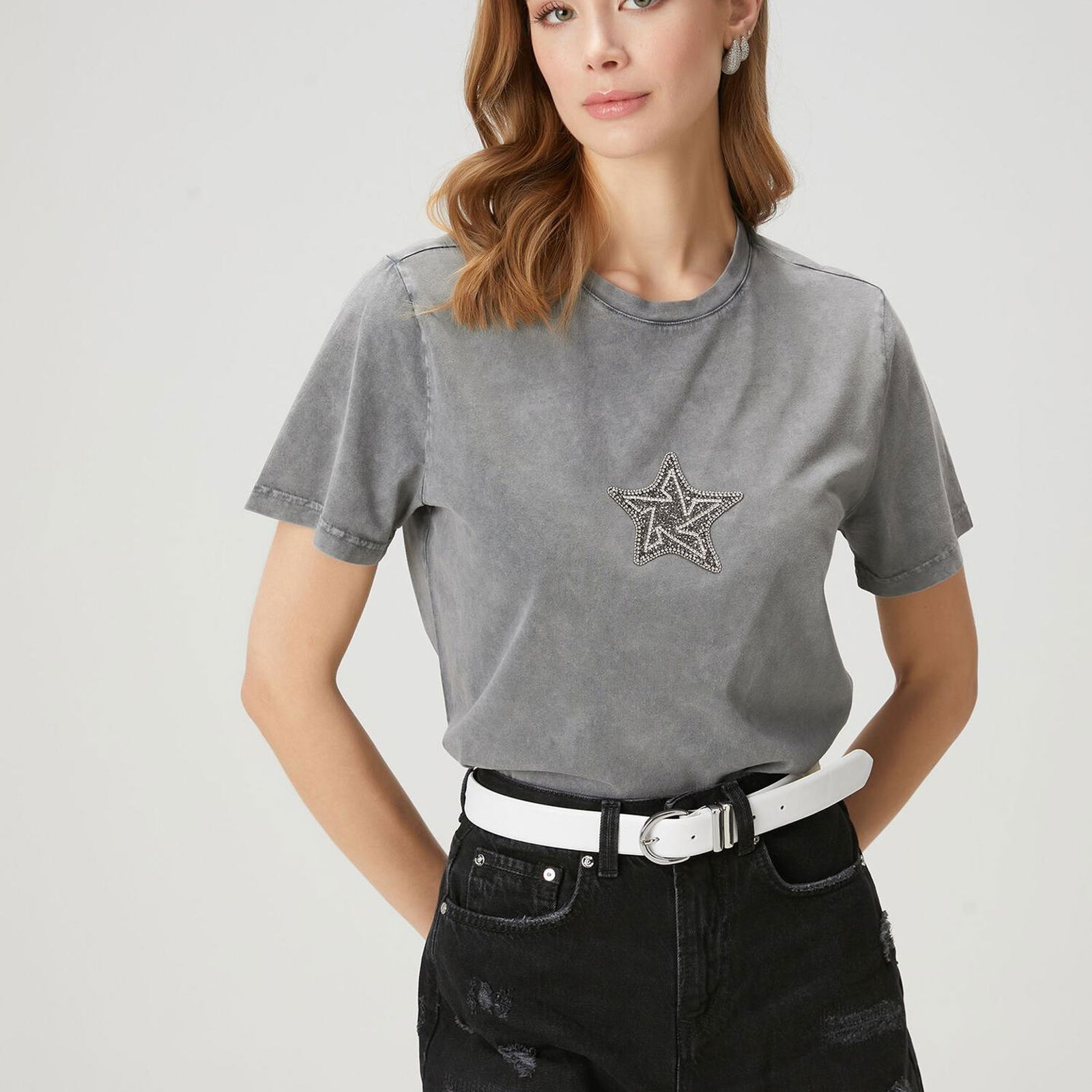 Beymen Club Kadin Açık Gri Taşlı Yıldız İşlemeli T-shirt