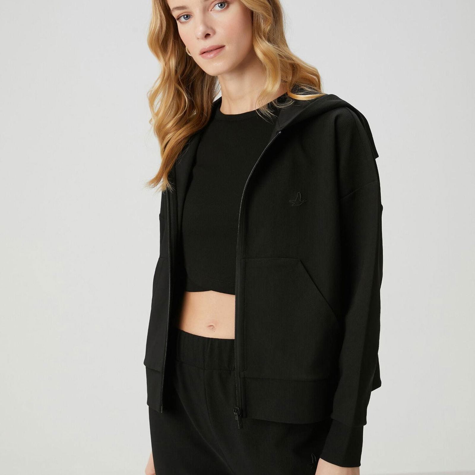 Beymen Club Kadin Siyah Kapüşonlu Fermuarlı Sweatshirt