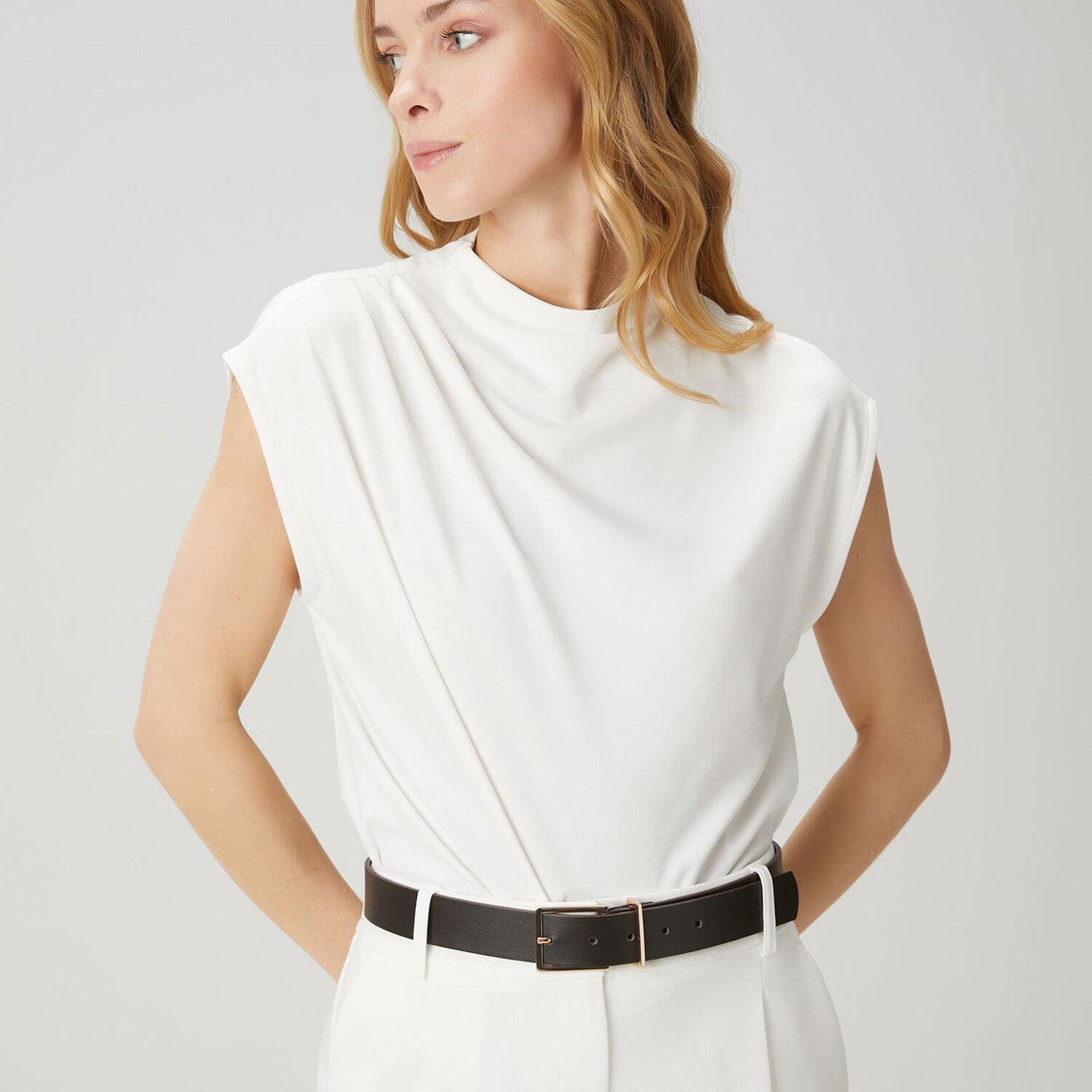 Beymen Club Kadin Beyaz Drape Detaylı T-shirt