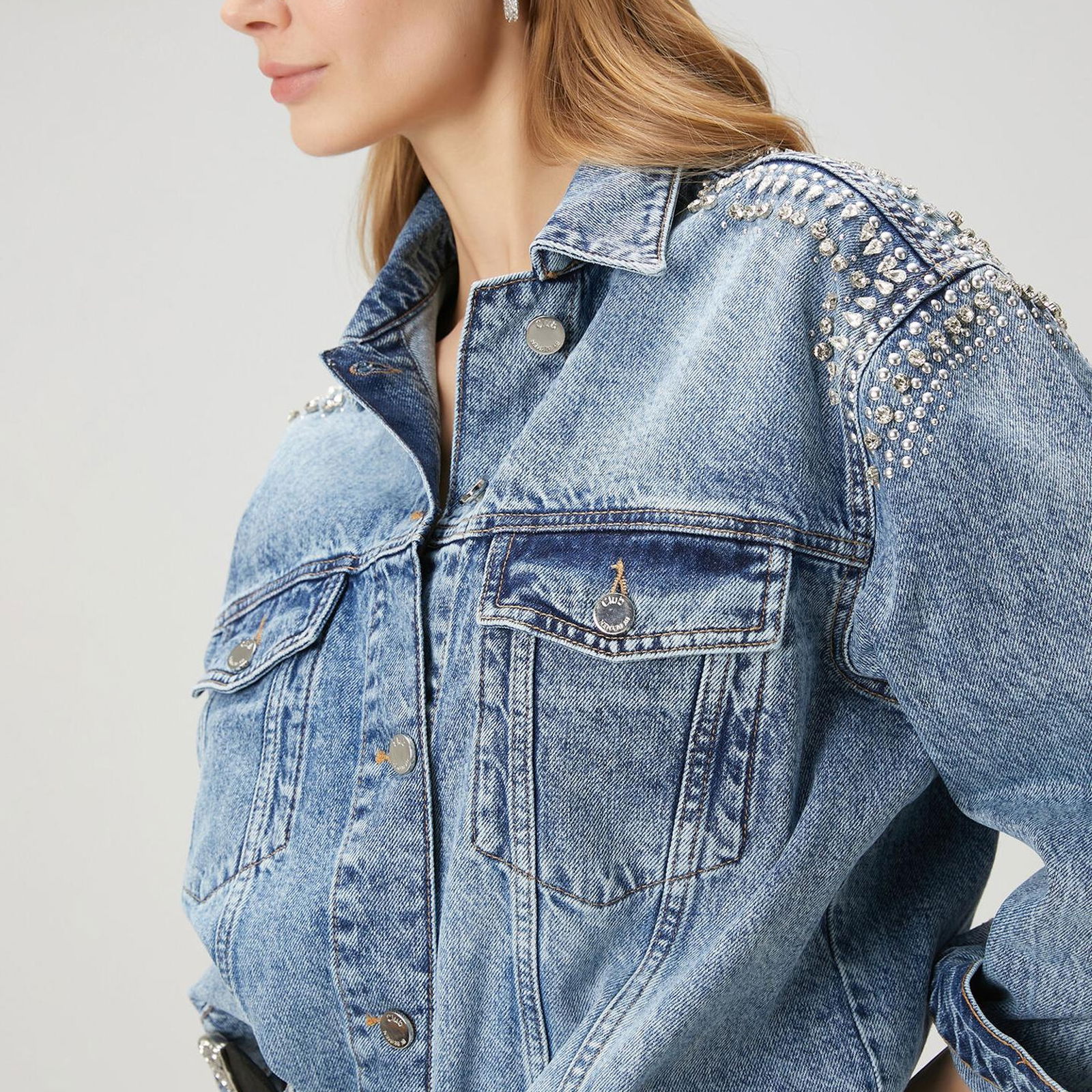 Beymen Club Kadin Mavi İşlemeli Denim Ceket