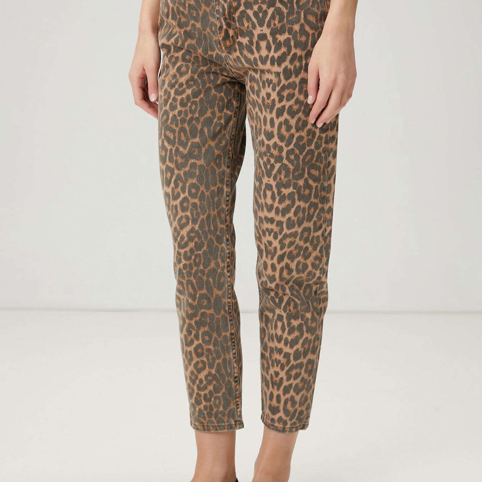 Beymen Club Kadin Mom Fit Leopar Desenli Jean Pantolon