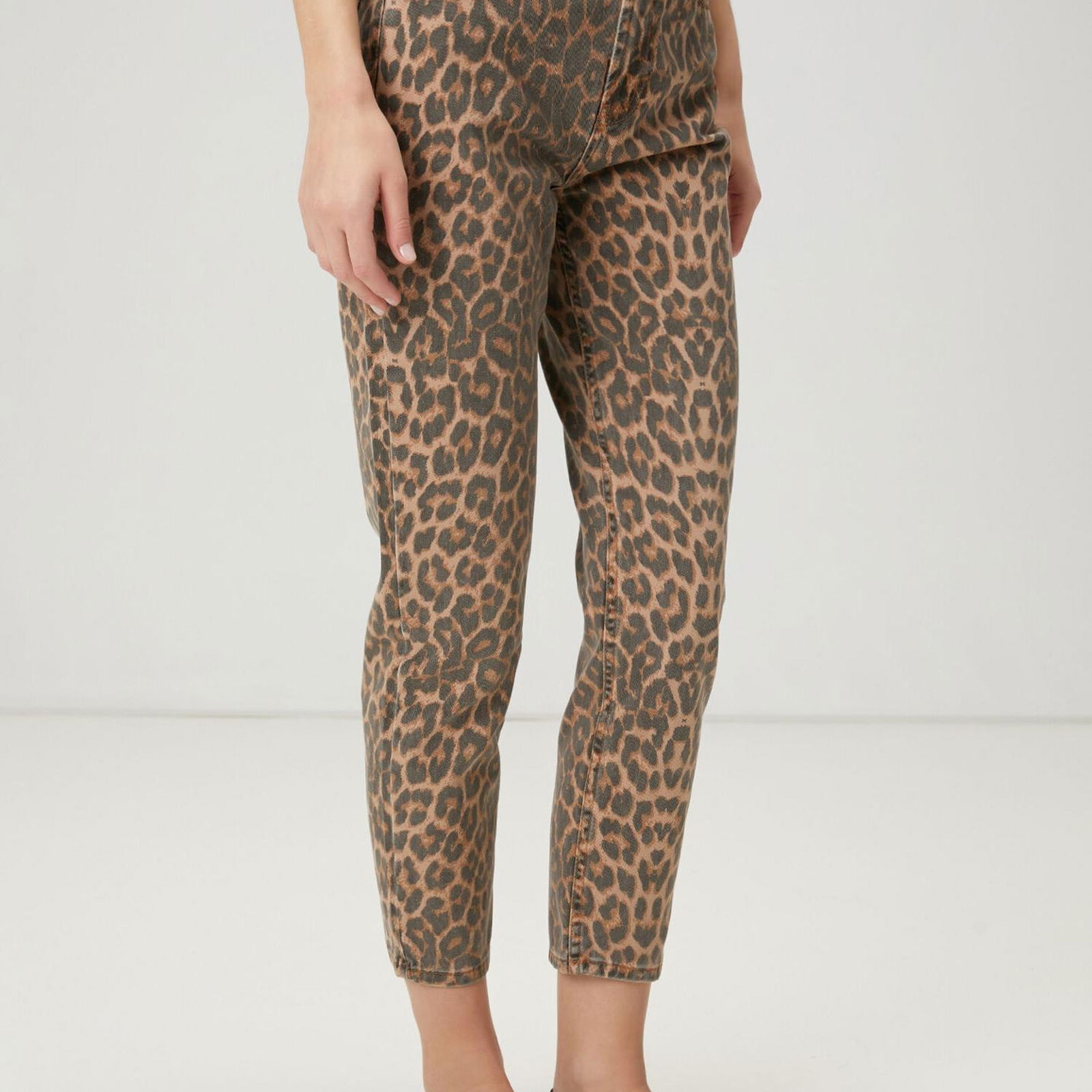 Beymen Club Kadin Mom Fit Leopar Desenli Jean Pantolon