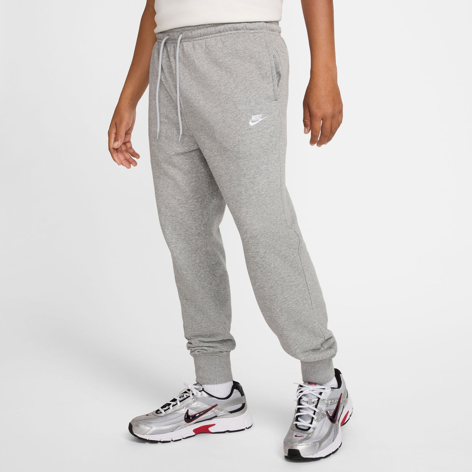 Nike Club Fit Erkek Gri Eşofman Altı