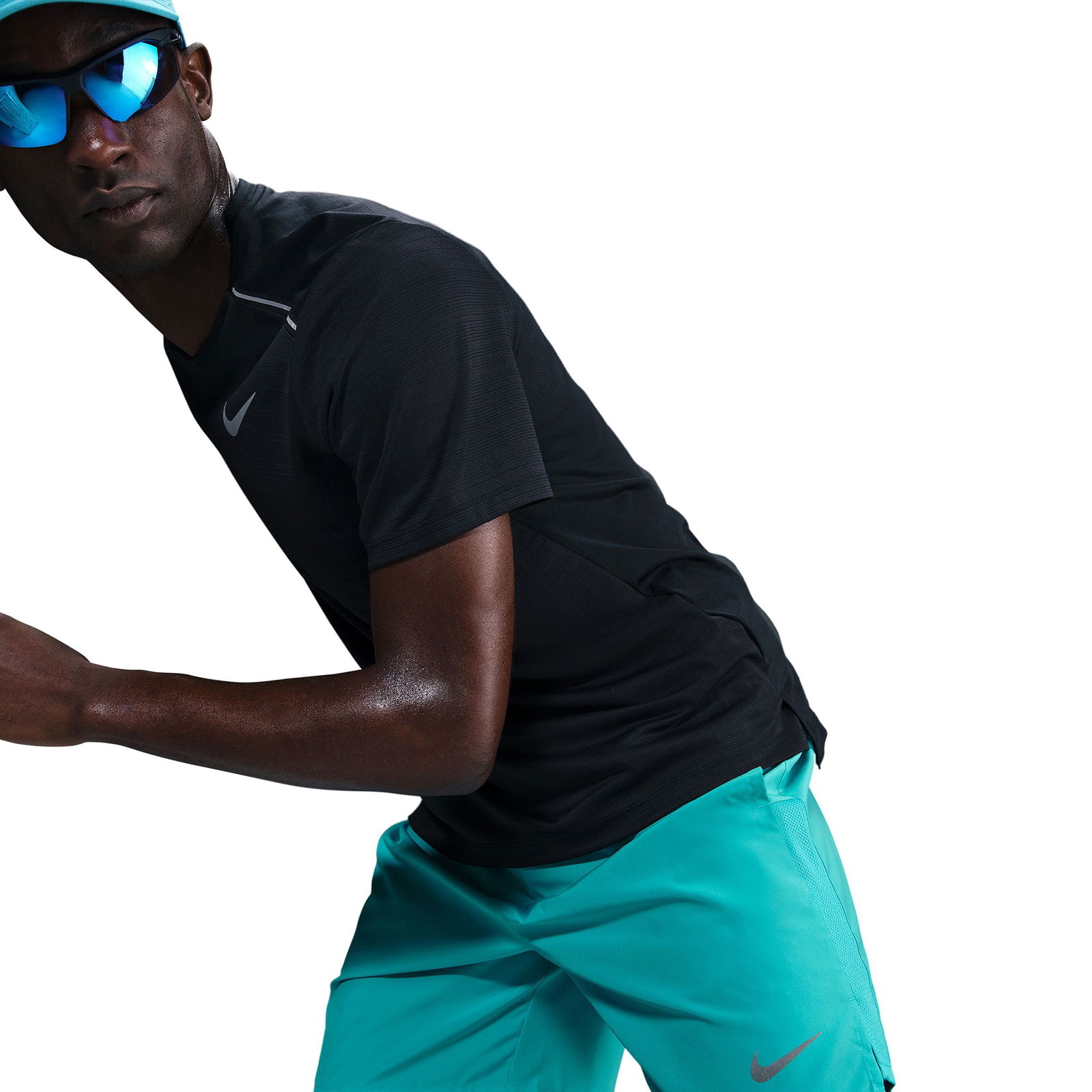 Nike Dri-Fit Challenger 18 cm Erkek Yeşil Şort