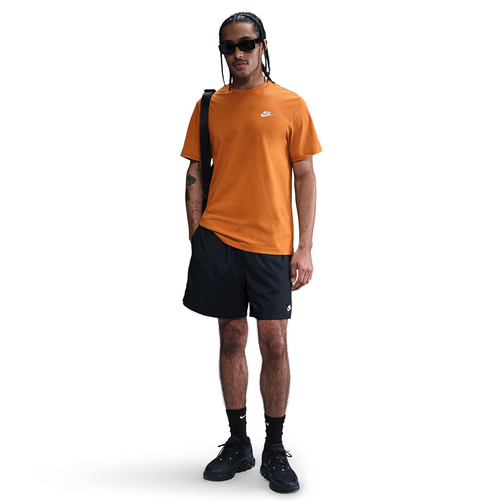 Nike Sportswear Club Erkek Turuncu T-Shirt