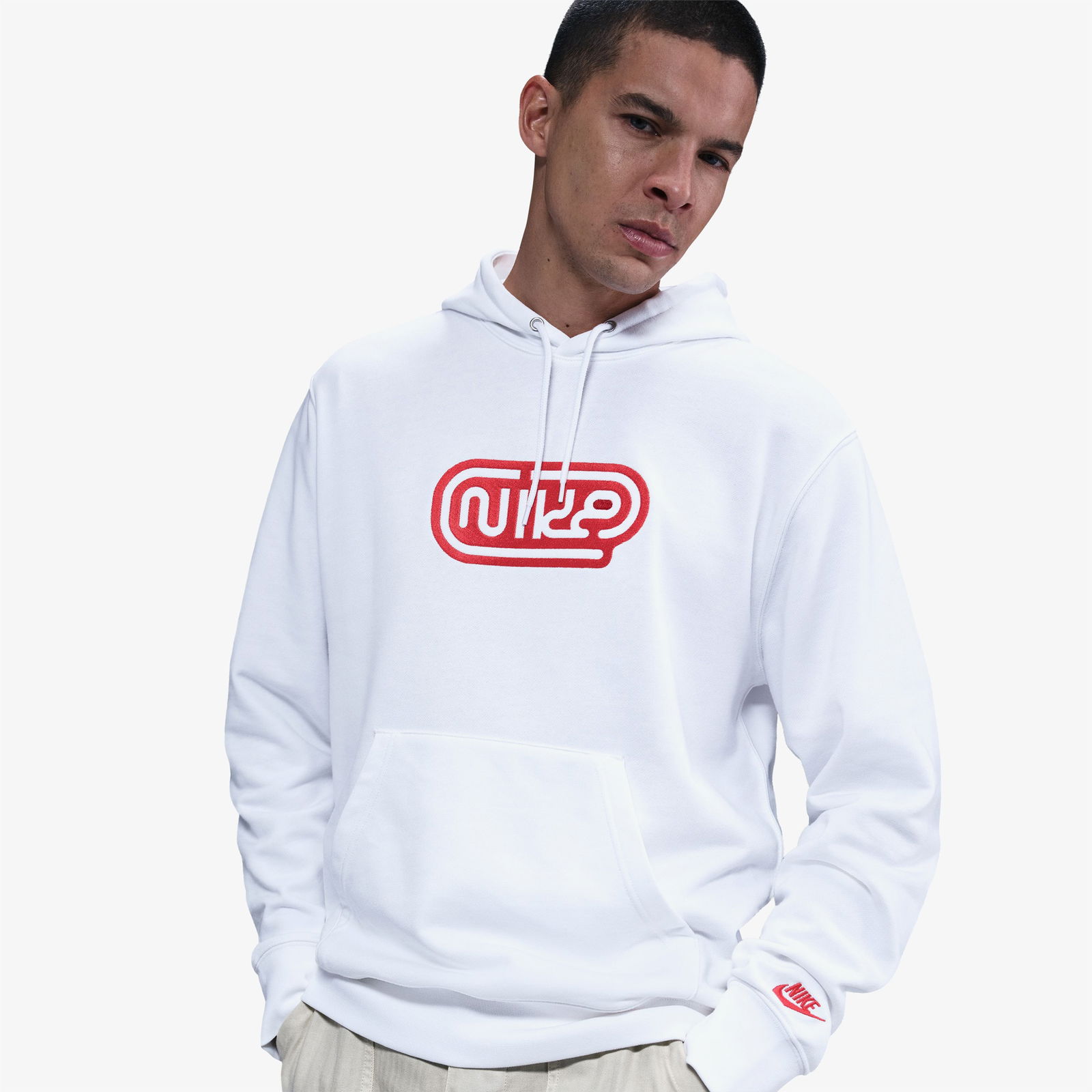 Nike Club Fit Erkek Beyaz Sweatshirt