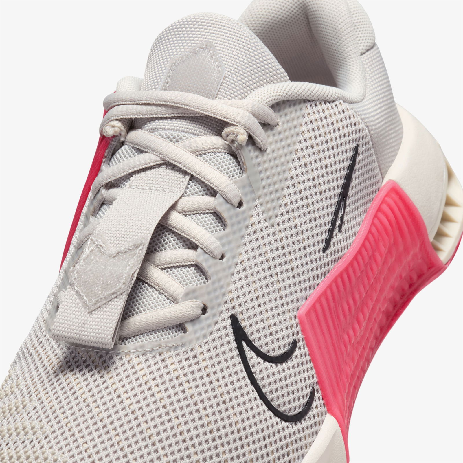 Nike Metcon 9 Kadın Gri Spor Ayakkabı