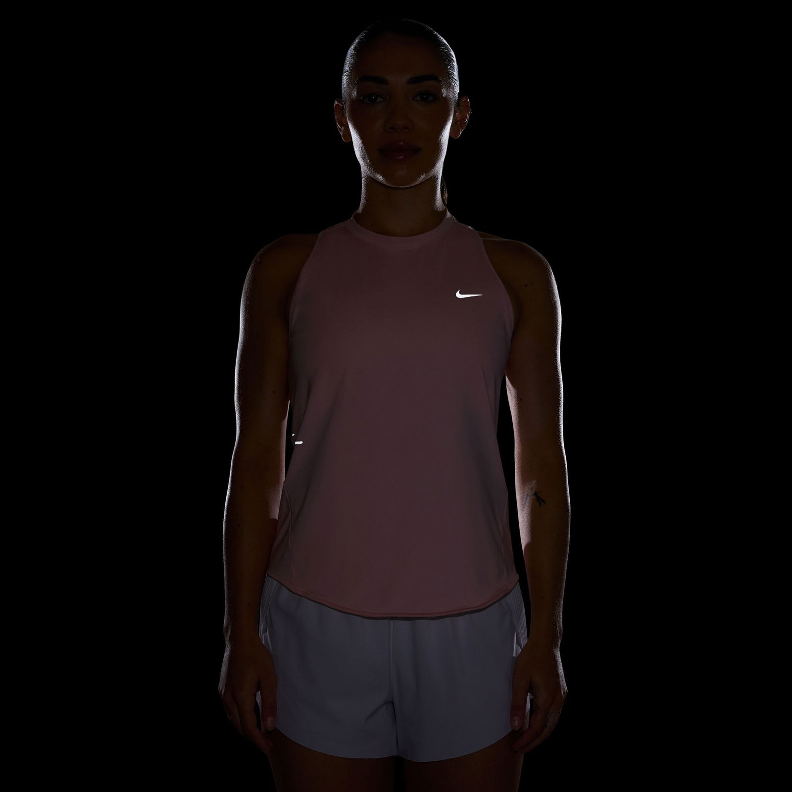Nike Swift Dri-Fit Kadın Pembe Kolsuz T-Shirt