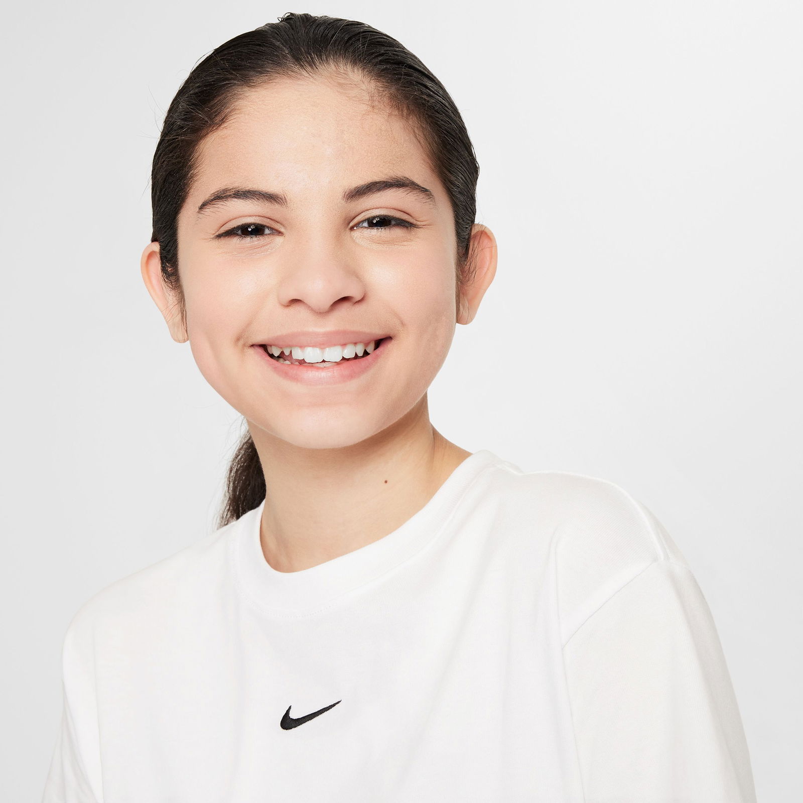 Nike Sportswear Boxy Essentials Çocuk Beyaz T-Shirt
