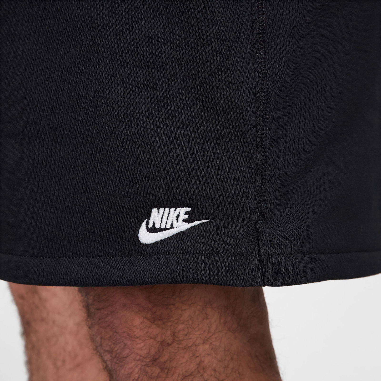 Nike Club Flow Erkek Siyah Şort