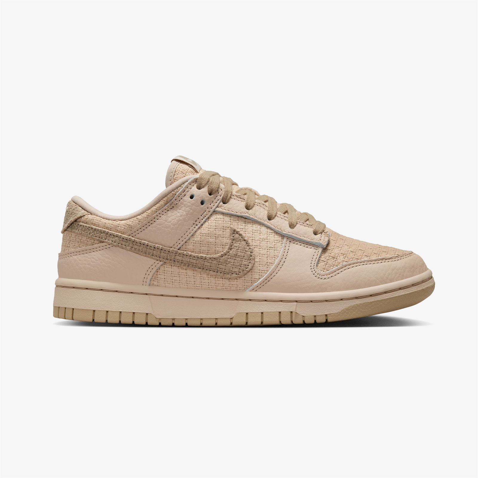 Nike Dunk Low Kadın Beyaz Spor Ayakkabı