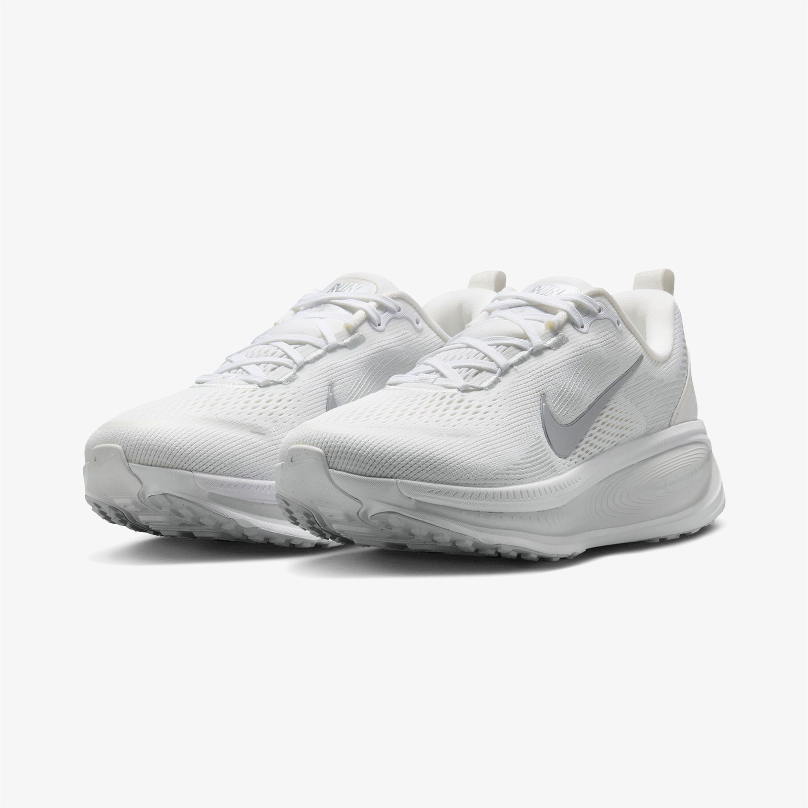 Nike Vomero 18 Kadın Beyaz Koşu Ayakkabısı