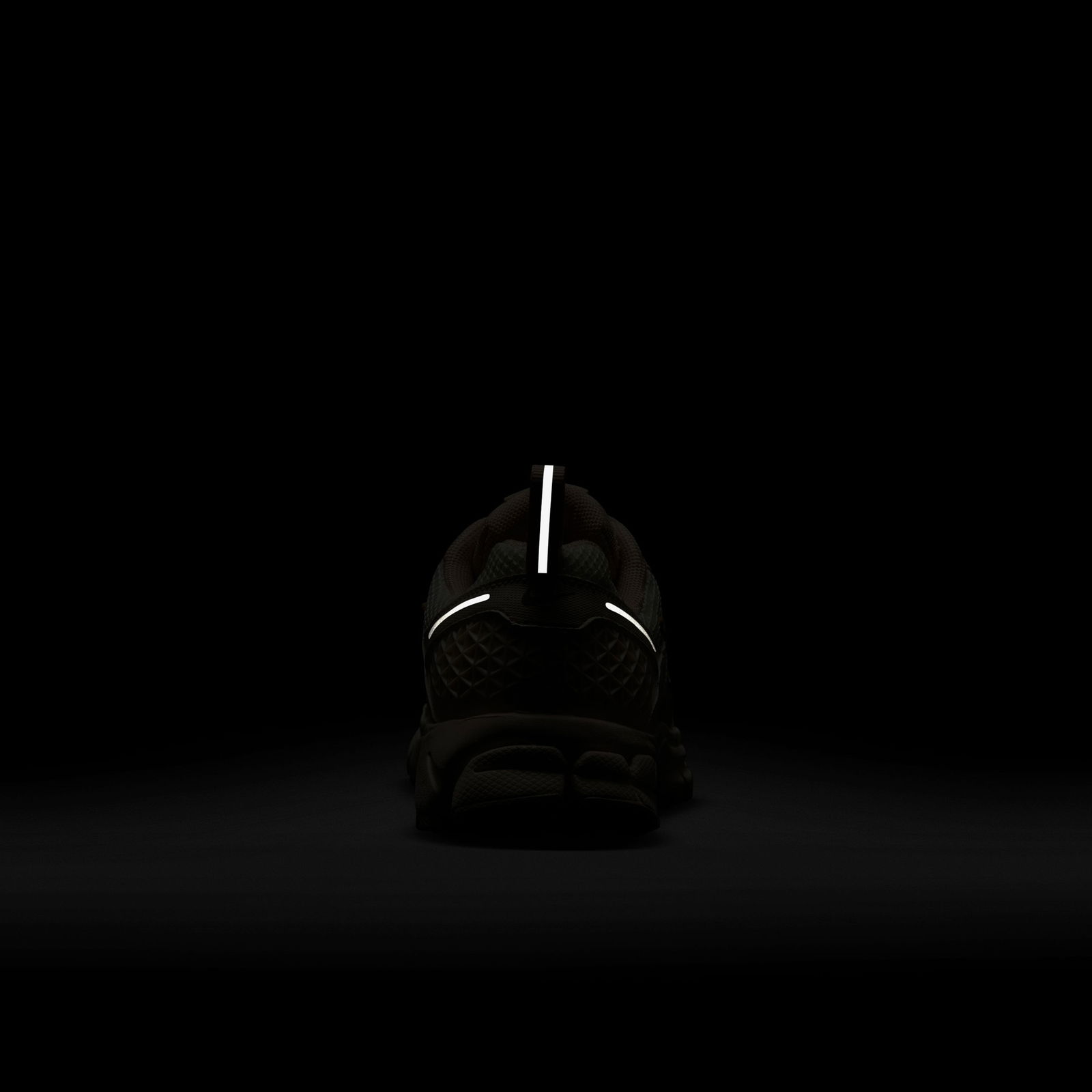Nike Vomero 5 Genç Çocuk Bej Spor Ayakkabı