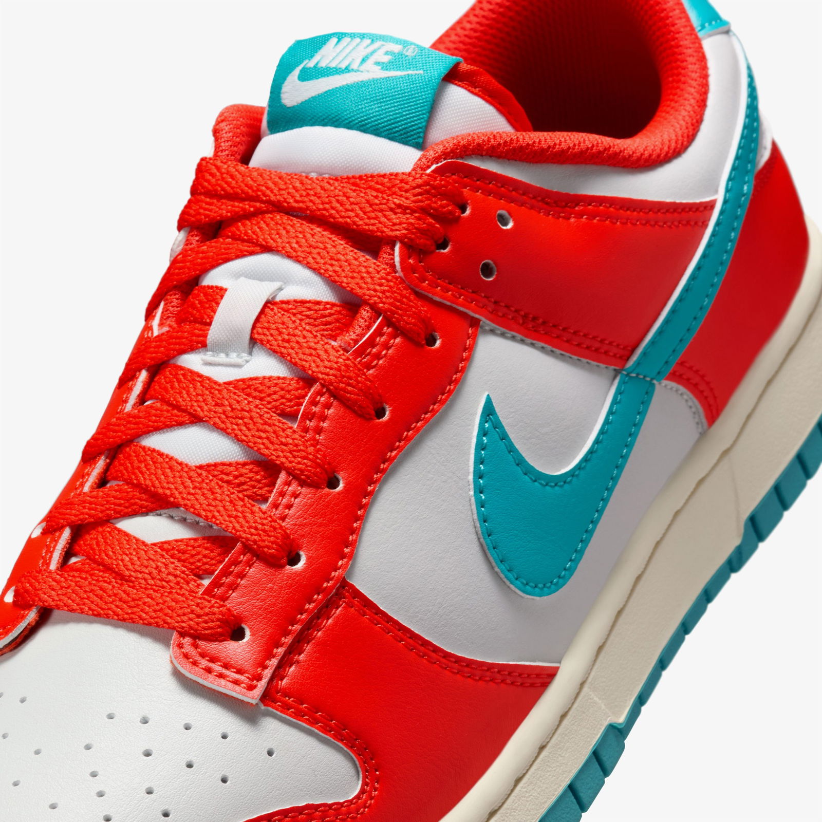 Nike Dunk Low Retro Erkek Kırmızı Spor Ayakkabı
