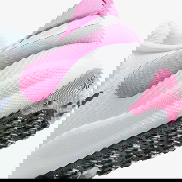  Nike Revolution 7 Çocuk Beyaz Spor Ayakkabı