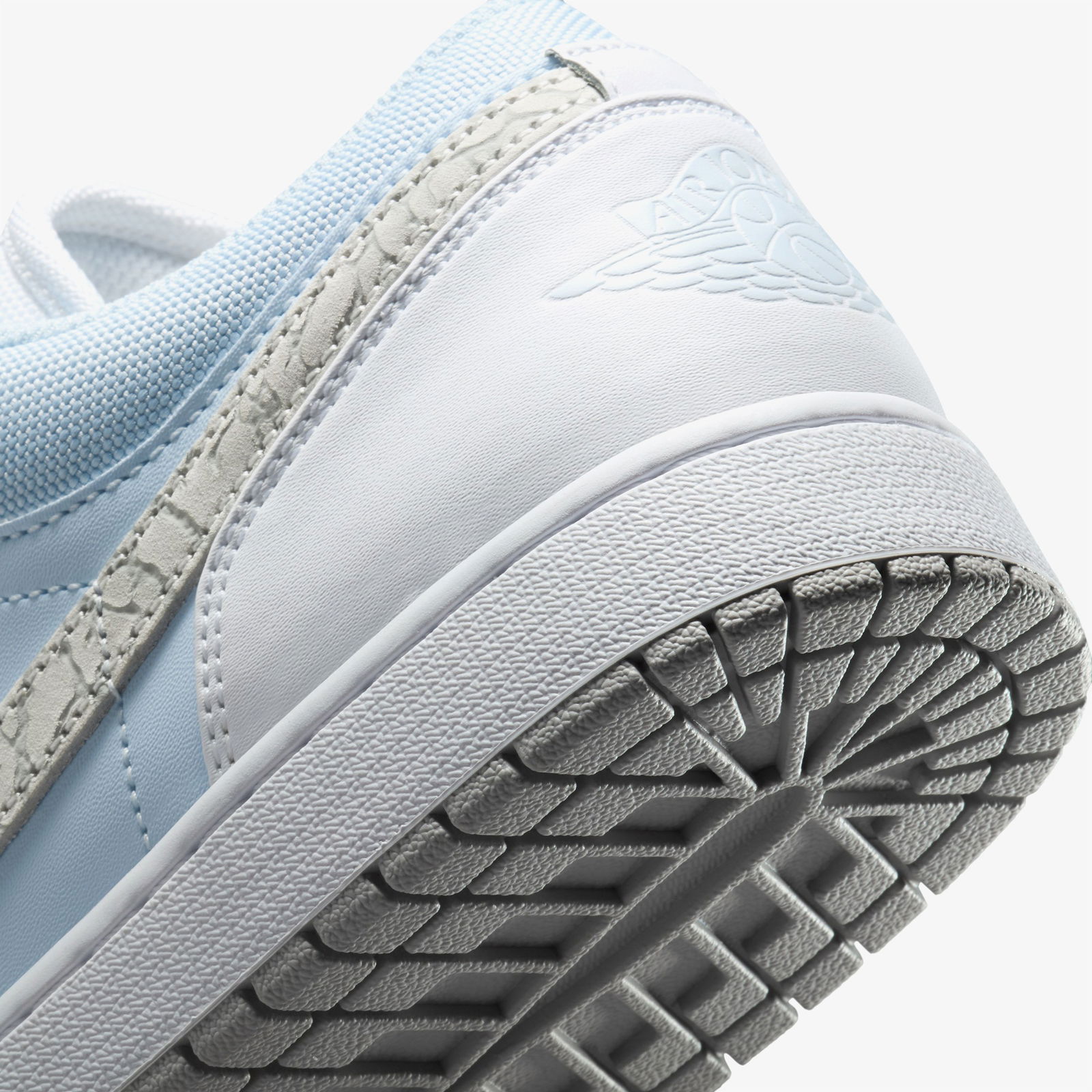 Jordan Air 1 Low SE Erkek Mavi Spor Ayakkabı