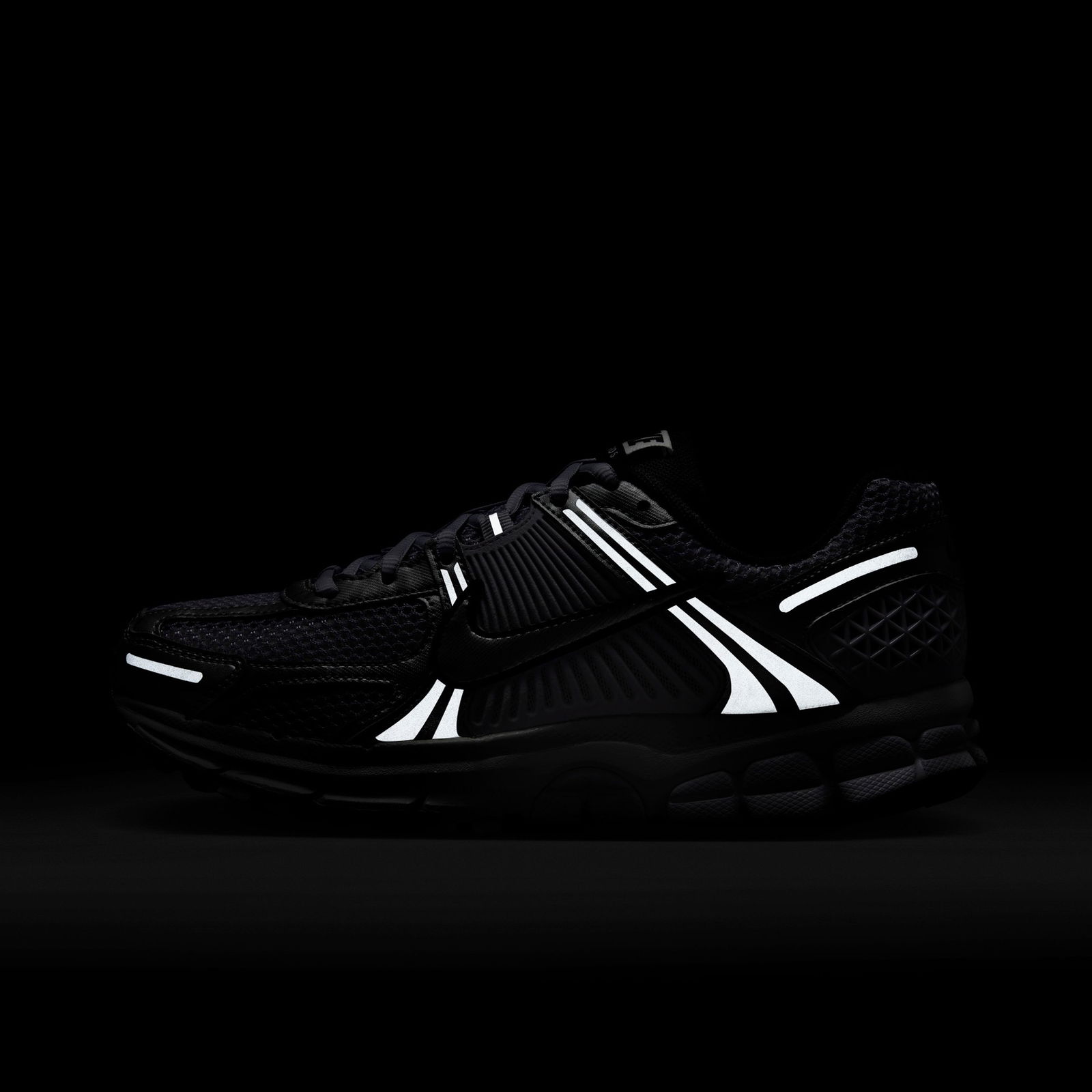 Nike Zoom Vomero 5 Kadın Mor Spor Ayakkabı