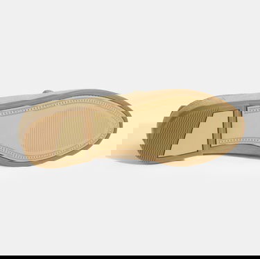  Kadın Krem Metal Aksesuarlı Süet Loafer