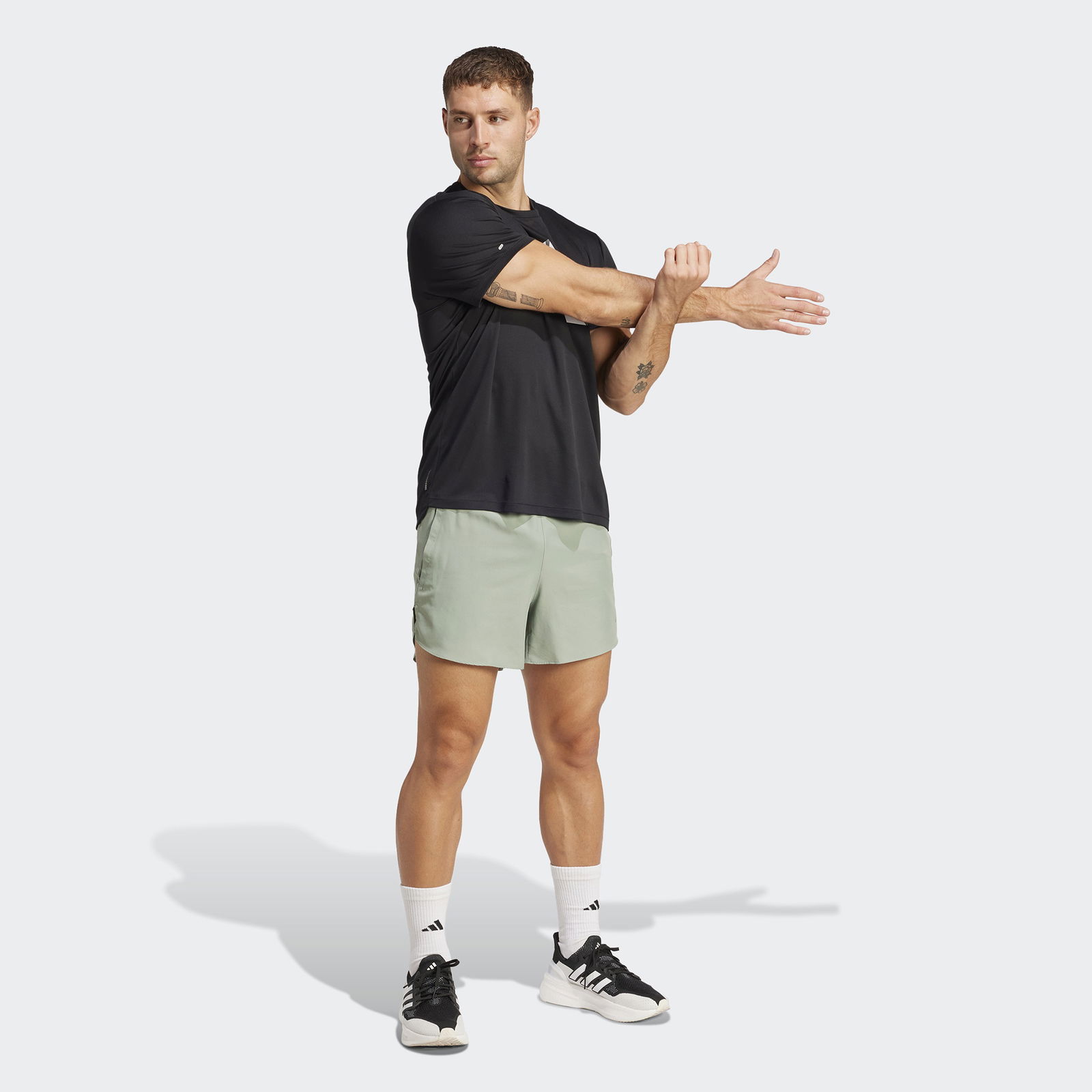 adidas Run it Erkek Yeşil Koşu Şortu