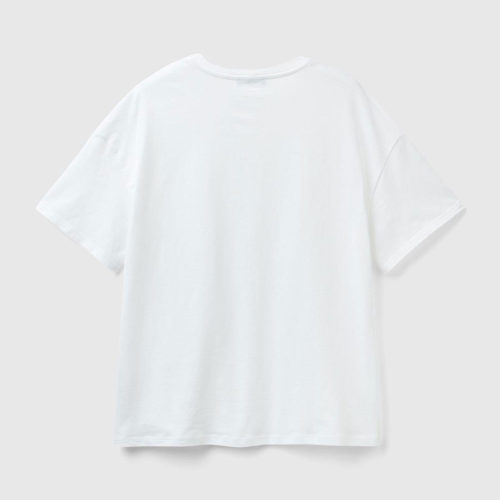 Kadın Beyaz %100 Koton Yarım Logolu T-Shirt