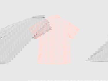  Kadın Açık Pembe Çizgili Yarım Logolu Kısa Kollu Poplin Gömlek