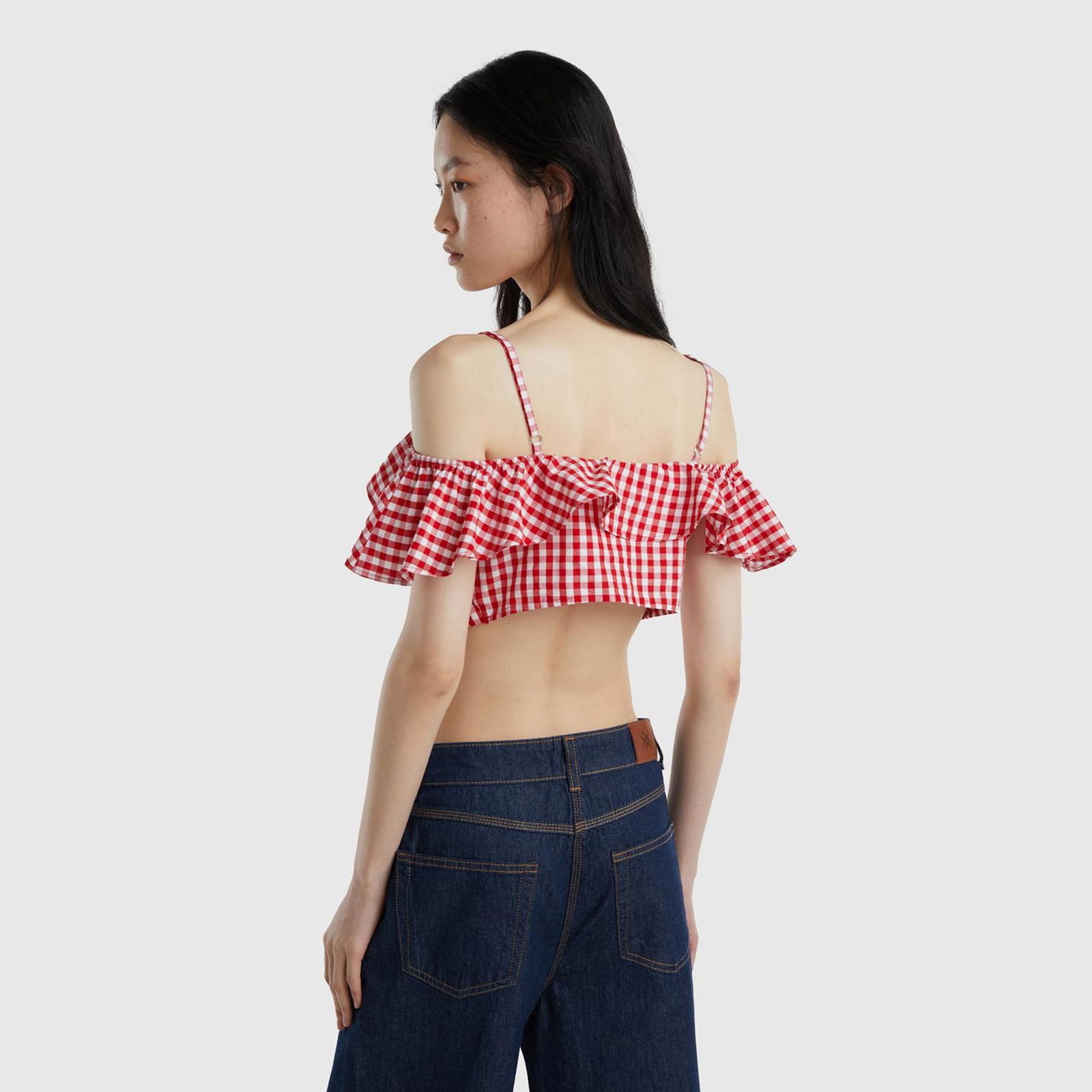 Kadın Kırmızı Keten Karışımlı- Ekoseli Omzu Fırfırlı Crop Bluz