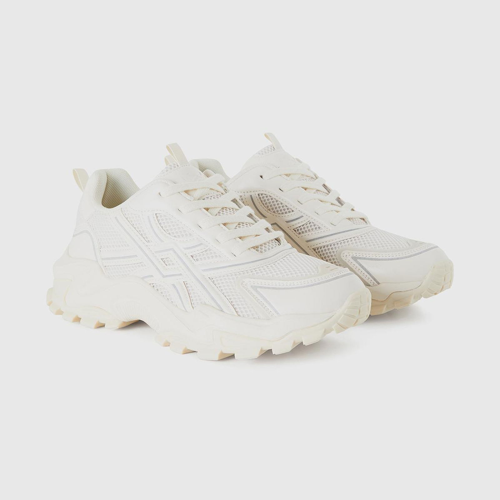 Kadın Krem Logo Detaylı Yüksek Tabanlı Bağcık Detaylı Sneaker
