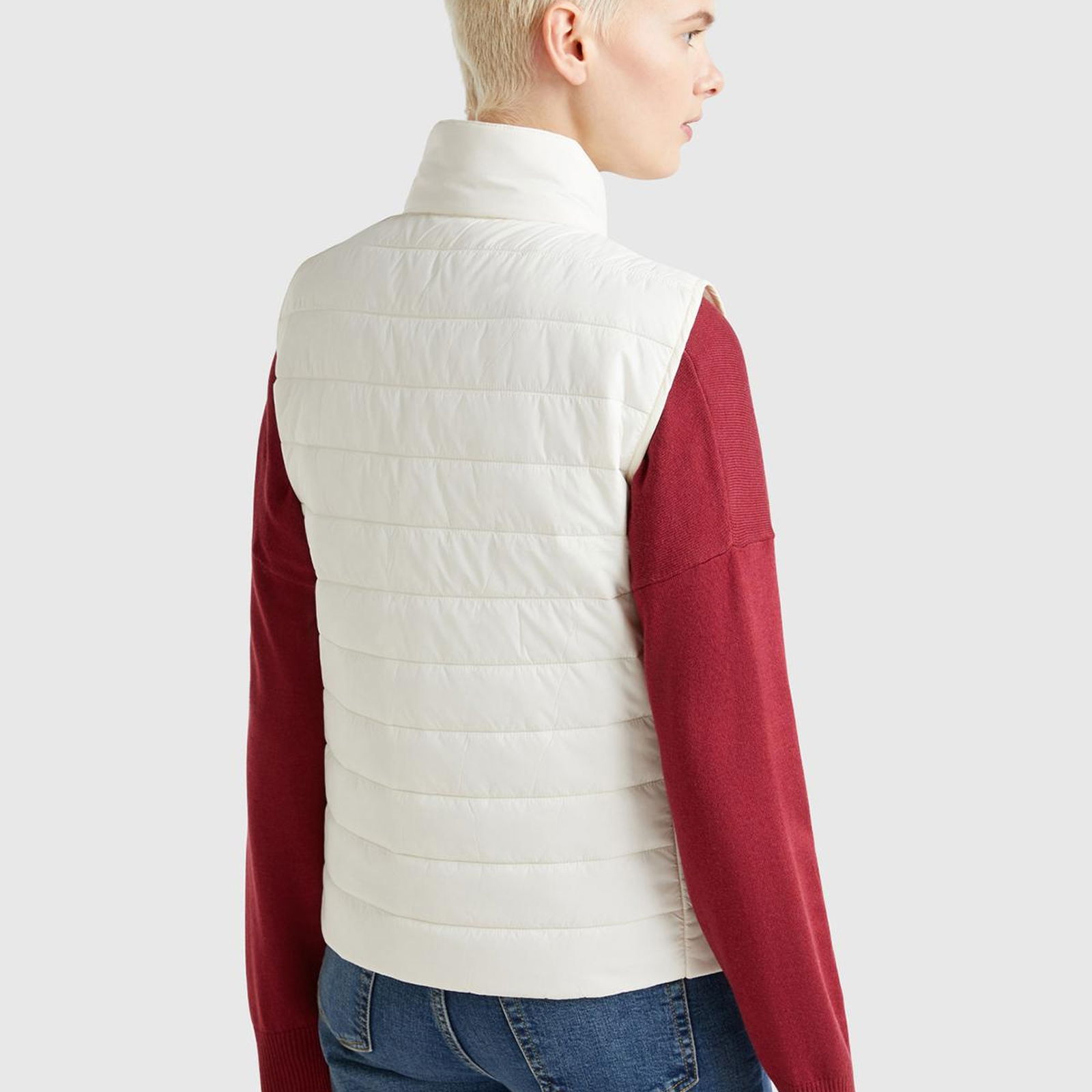 Kadın Krem Polyester Dolgulu Fermuarlı Slim Fit Pufa Yelek
