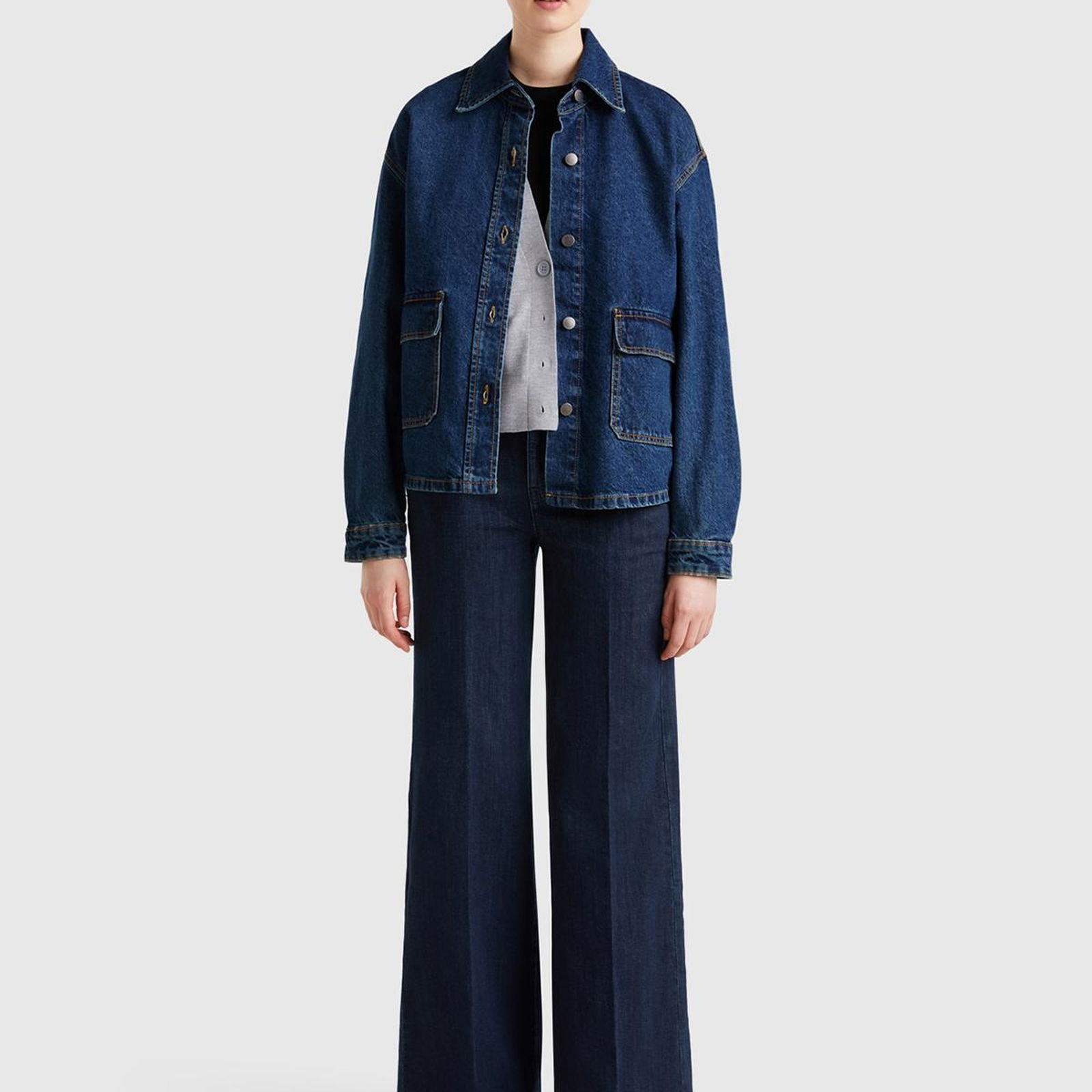 Kadın Koyu Mavi %100 Pamuk Cepli Düğmeli Oversize Denim Ceket