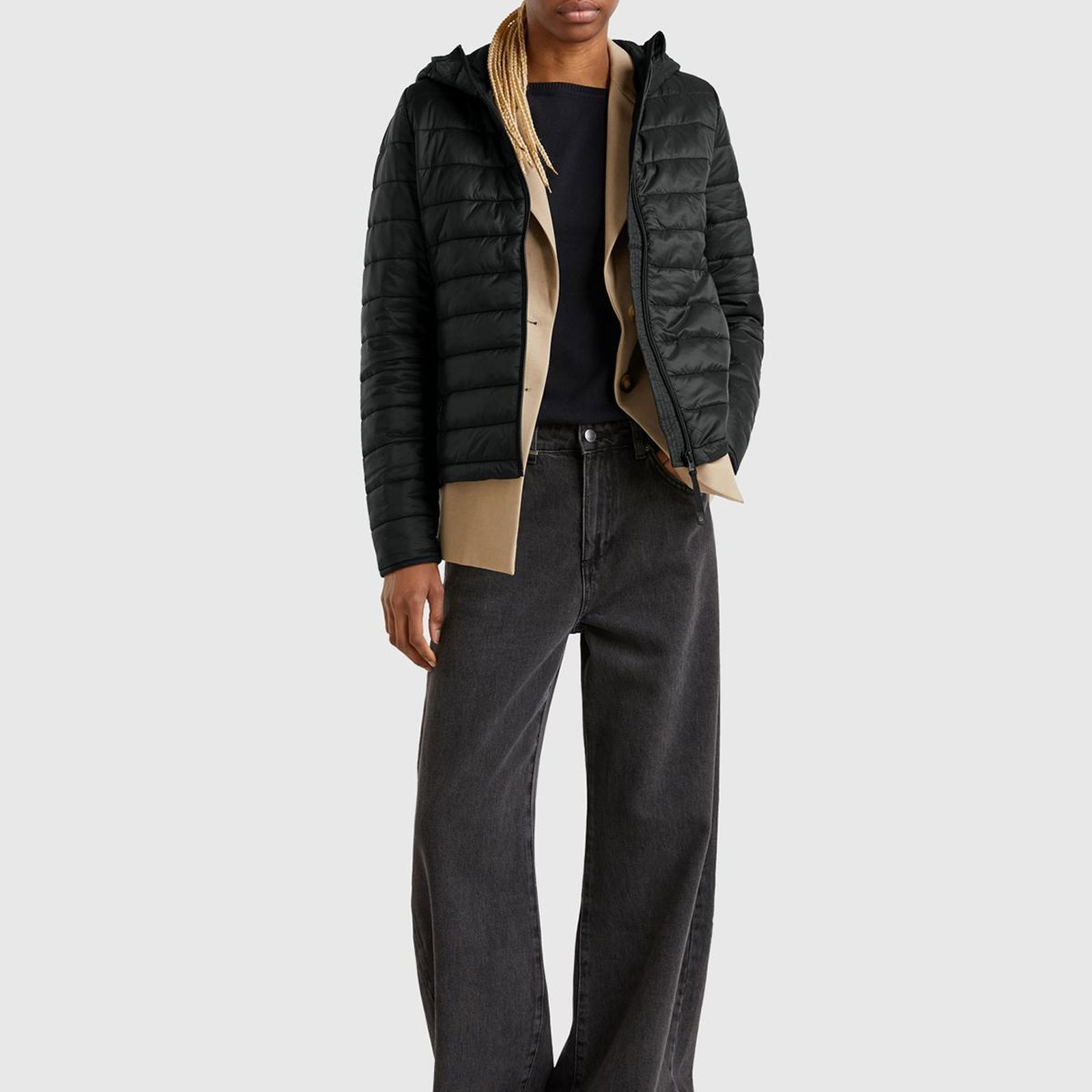 Kadın Siyah Polyester Dolgulu Feramuarlı Kapüşonlu Slim Fit Puffer Mont