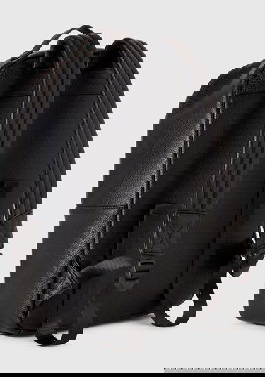  Erkek Siyah Eskitme Efektli Önü Logo Yamalı Fermuarlı Sırt Çantası