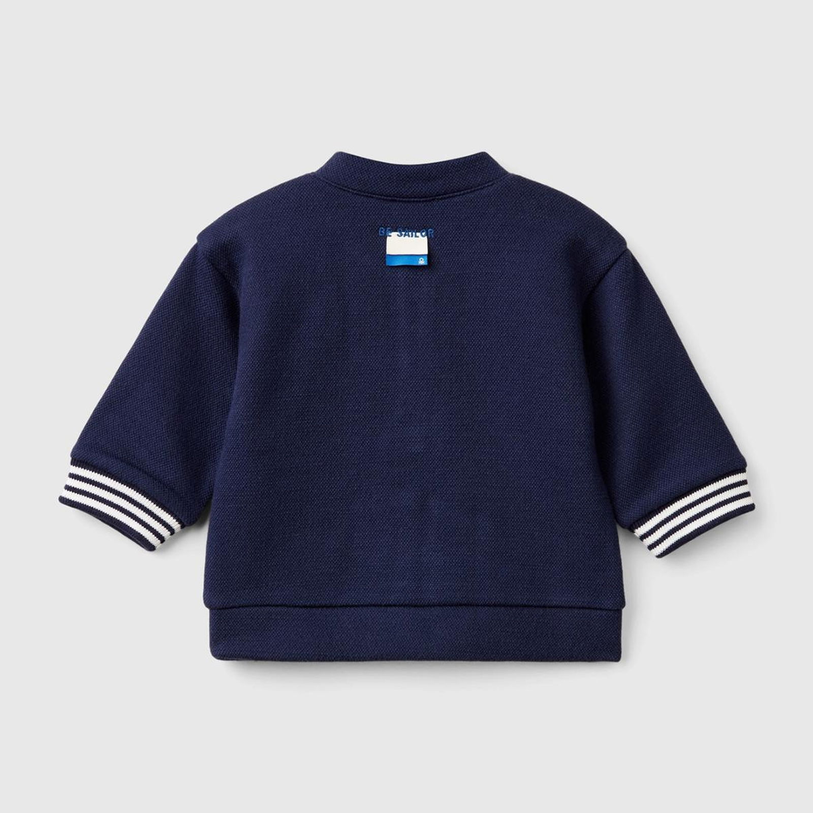 Bebek Lacivert Önü ve Bilekleri Çizgi Detaylı Baskılı Düğmeli Sweatshirt