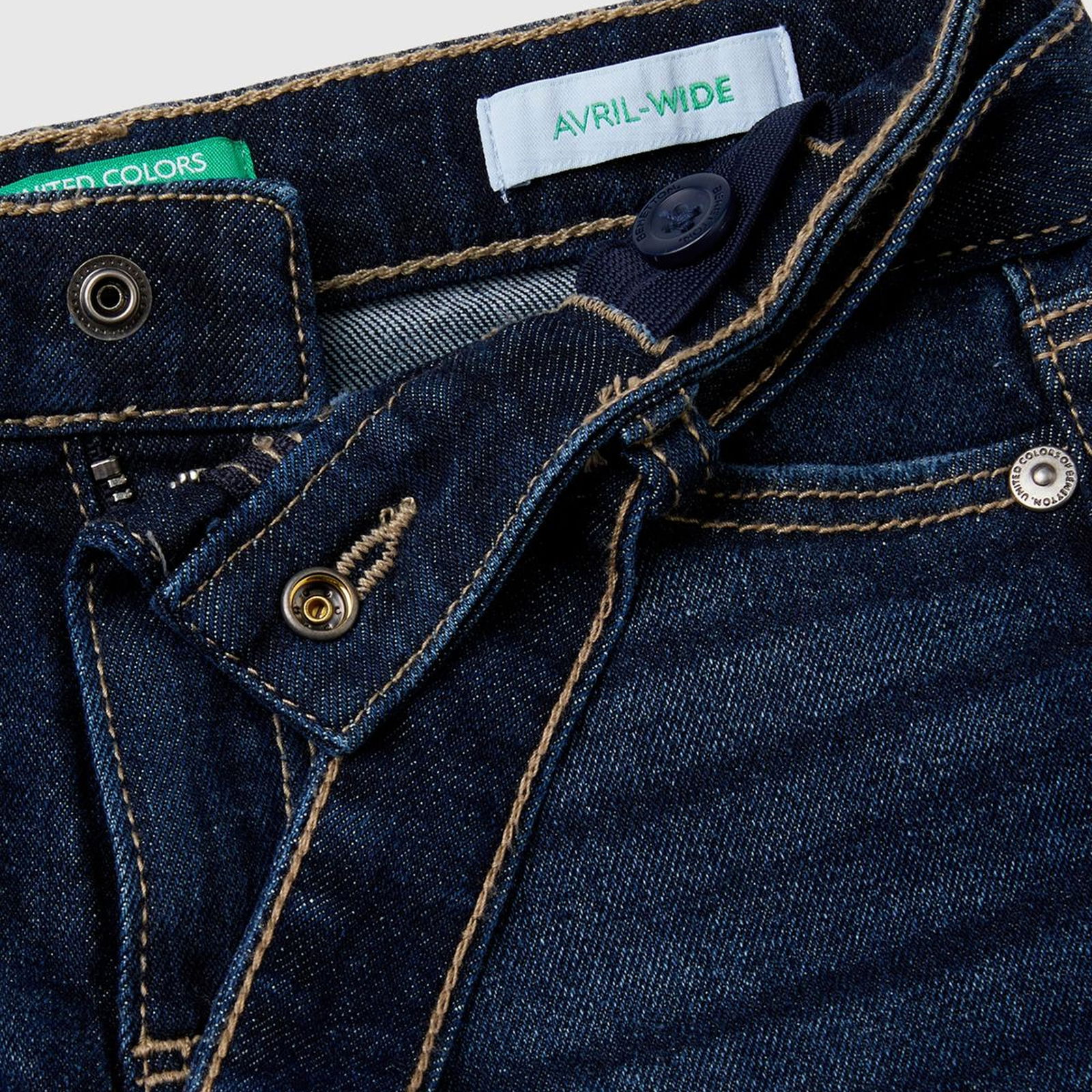 Kız Çocuk Koyu Denim Arka Cebi Logo Detaylı Beli Kuşaklı Geniş Paça Pantolon