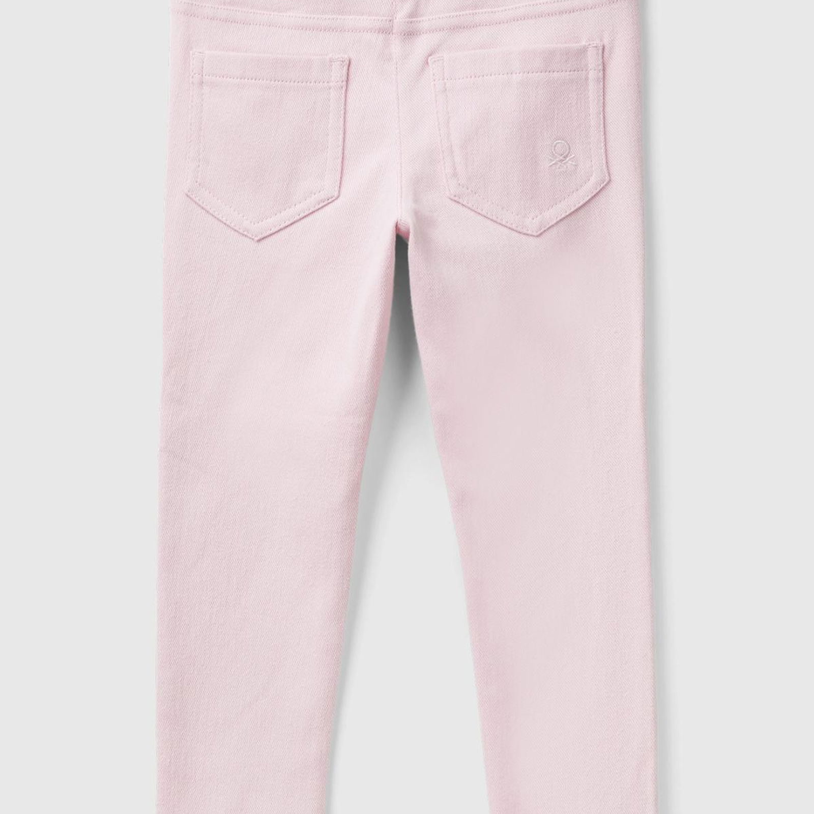 Kız Çocuk Açık Pembe Arka Cebi Logo İşlemeli Beli Lastikli Dar Kesim Pantolon
