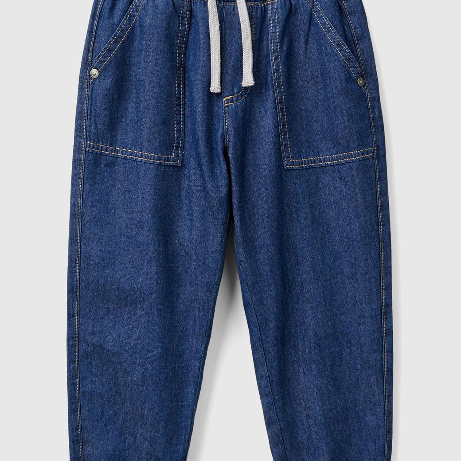 Erkek Çocuk Koyu Denim Arka Cebi Logo Detaylı Büzgü İpli Kıvrık Paça Denim Pantolon