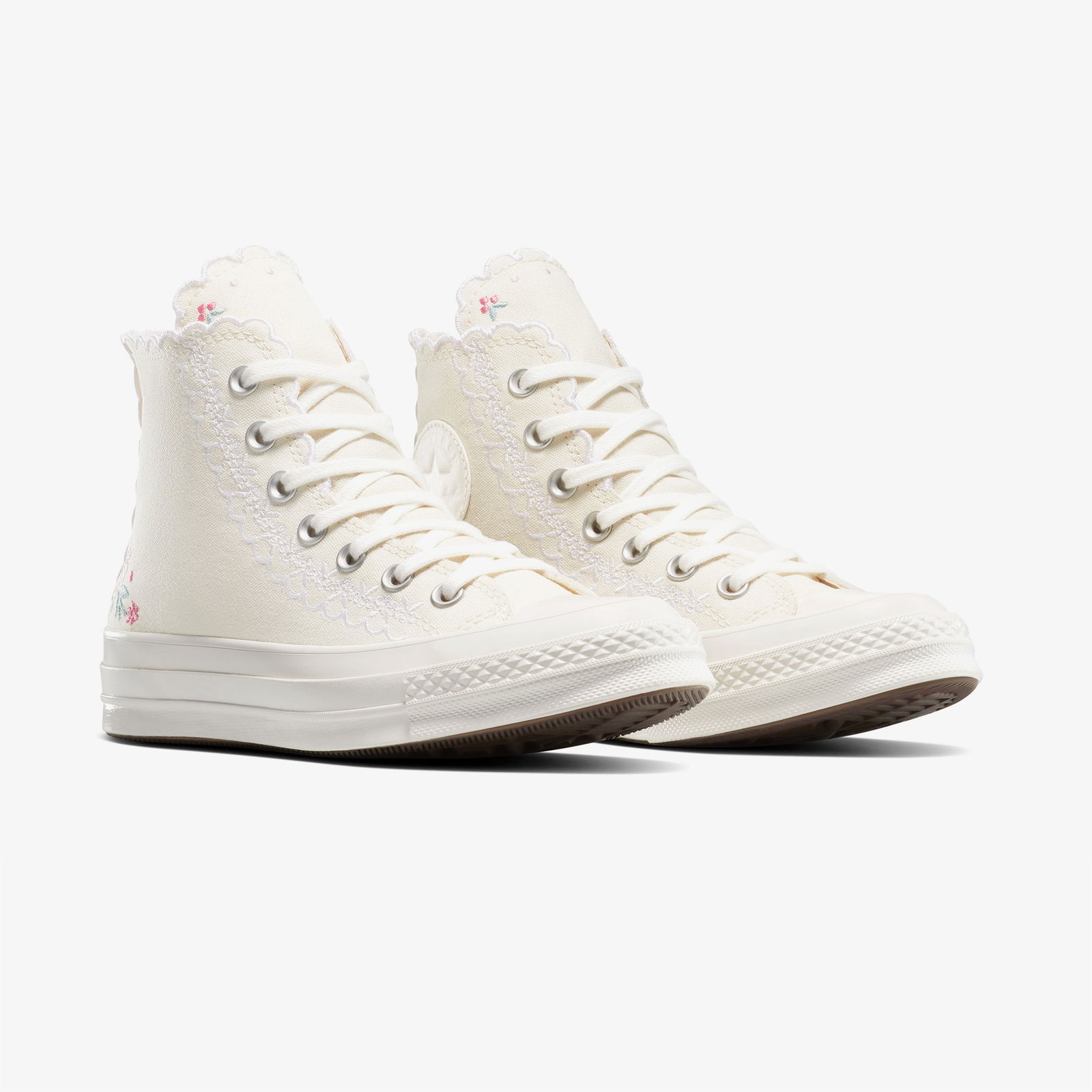 Converse Chuck Taylor Embroidered Kadın Krem Sneaker