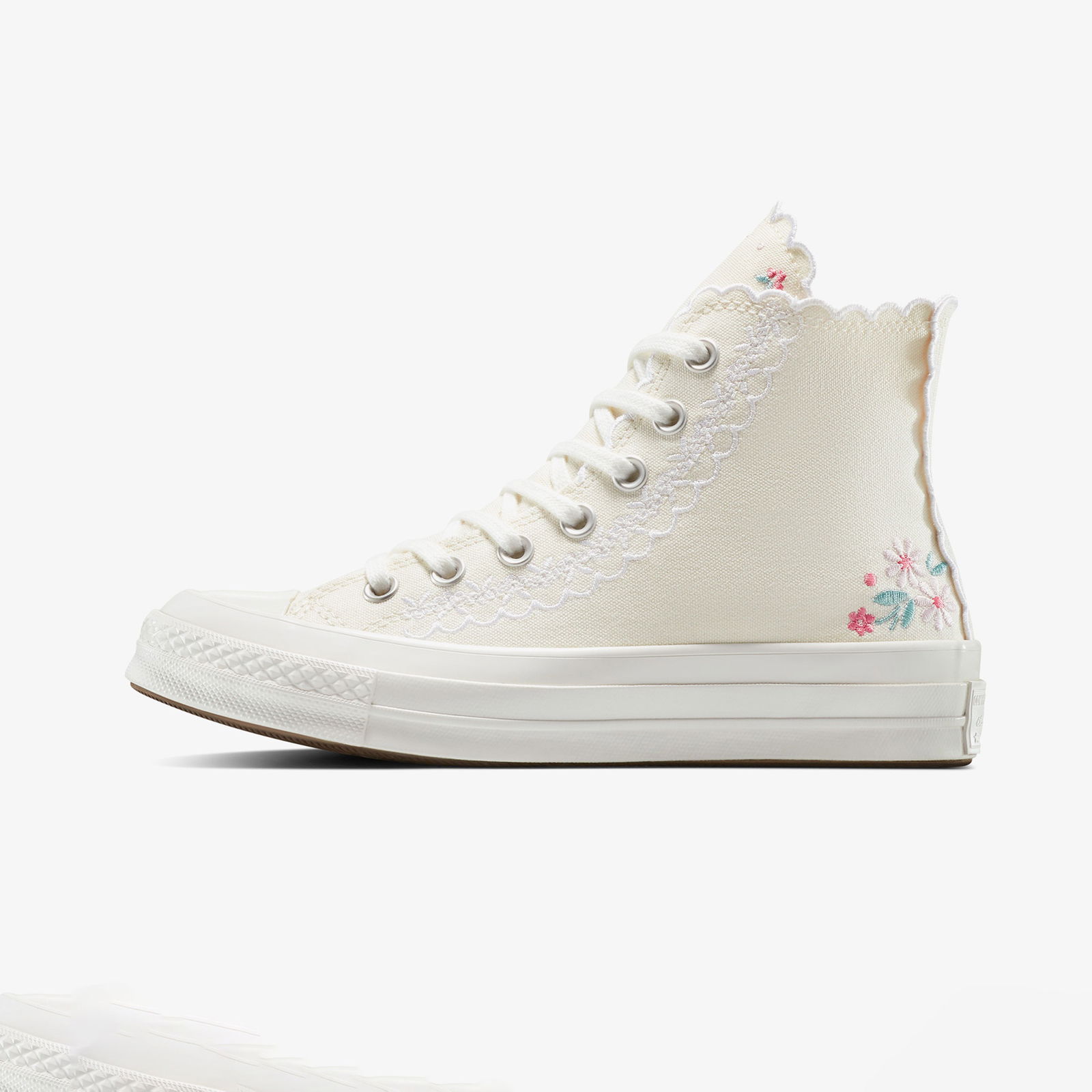 Converse Chuck Taylor Embroidered Kadın Krem Sneaker