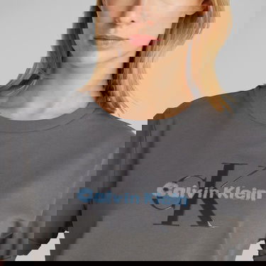  Calvin Klein Liquid Cropped Kadın Gri T-Shirt