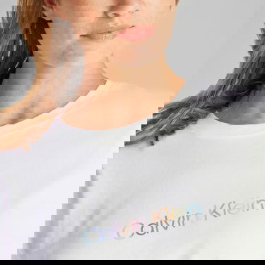  Calvin Klein Cotton Boxy Crop Pride Kadın Beyaz T-Shirt