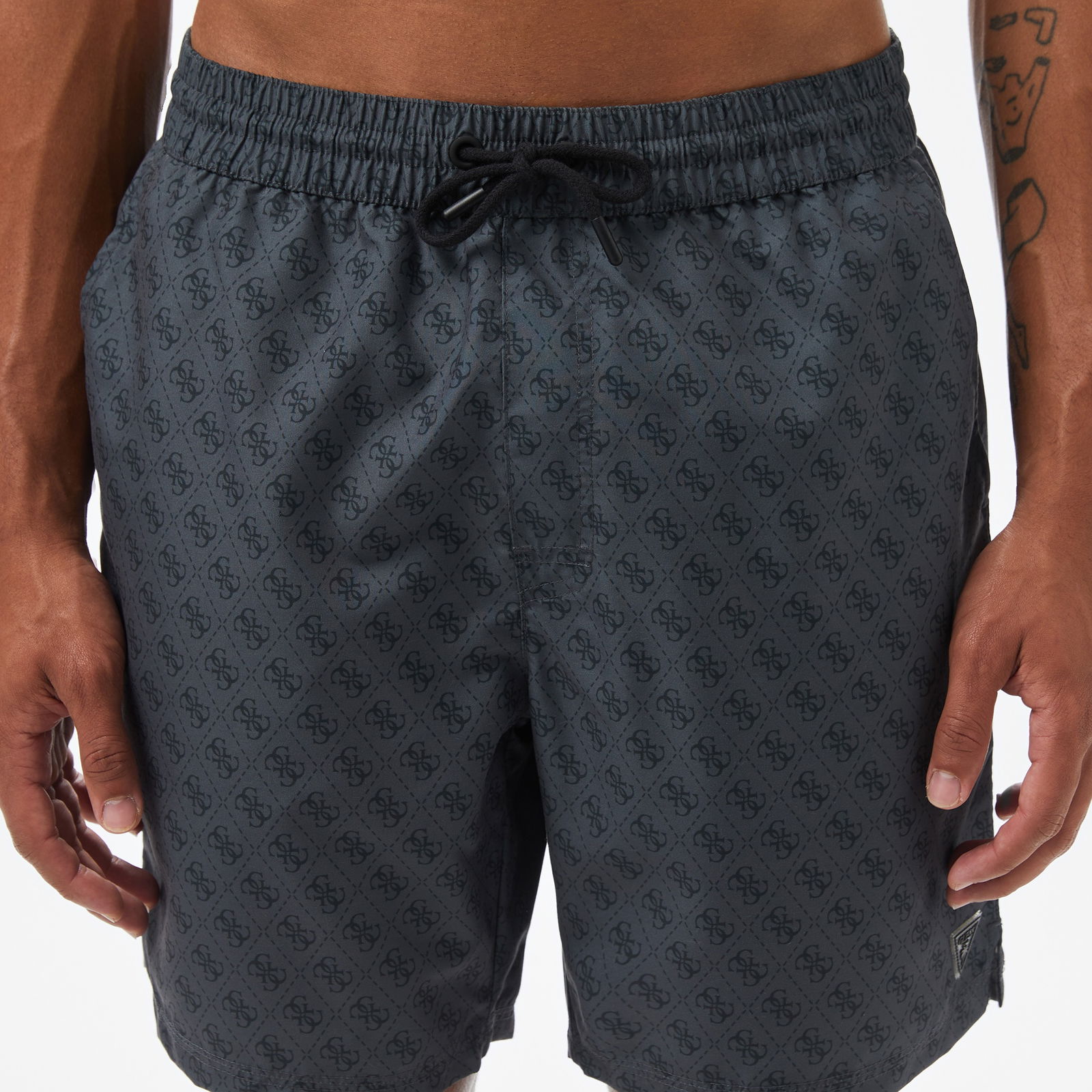 Guess Swimtrunk Medium Emb Peach Twill 115 Erkek Siyah Deniz Şortu